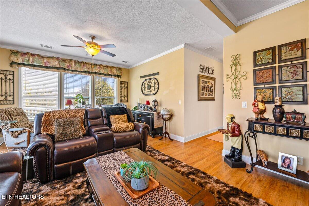 289 Carr Gap Road Speedwell TN 37870