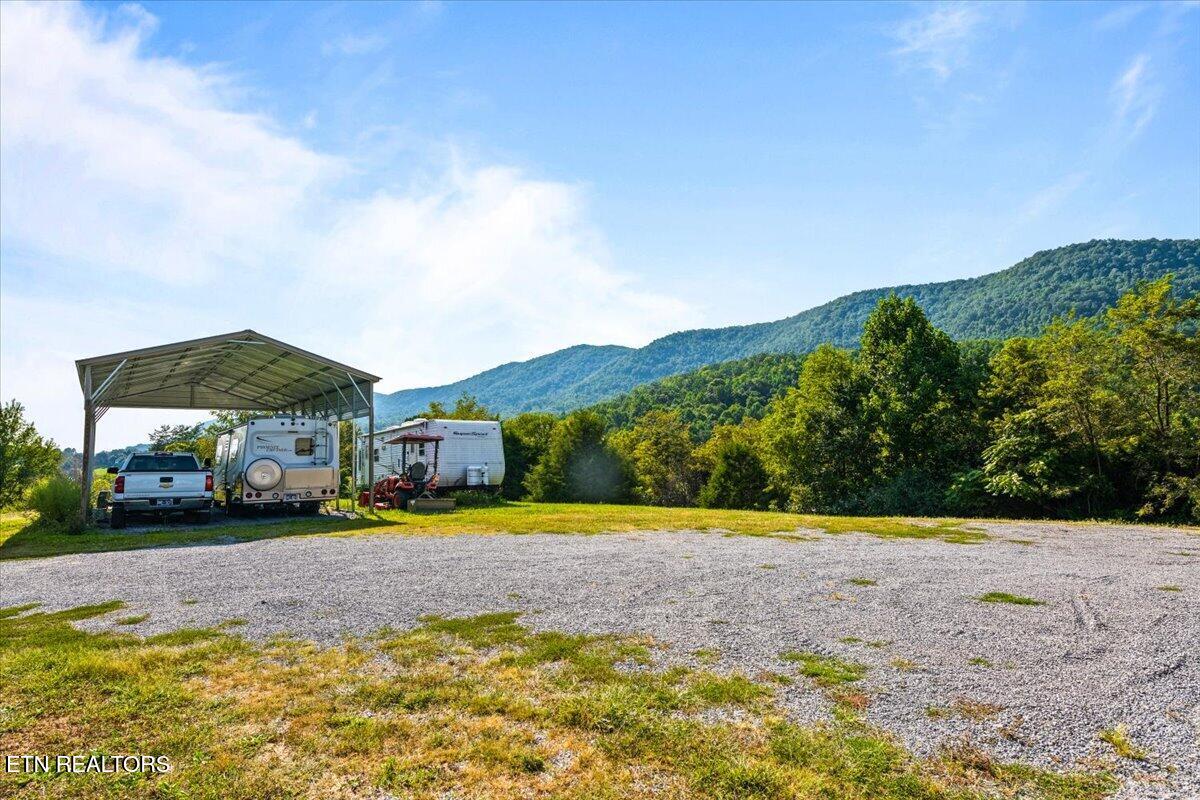 289 Carr Gap Road Speedwell TN 37870
