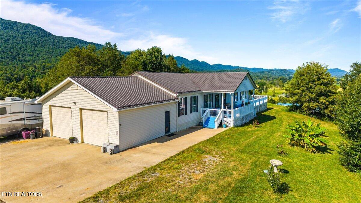 289 Carr Gap Road Speedwell TN 37870