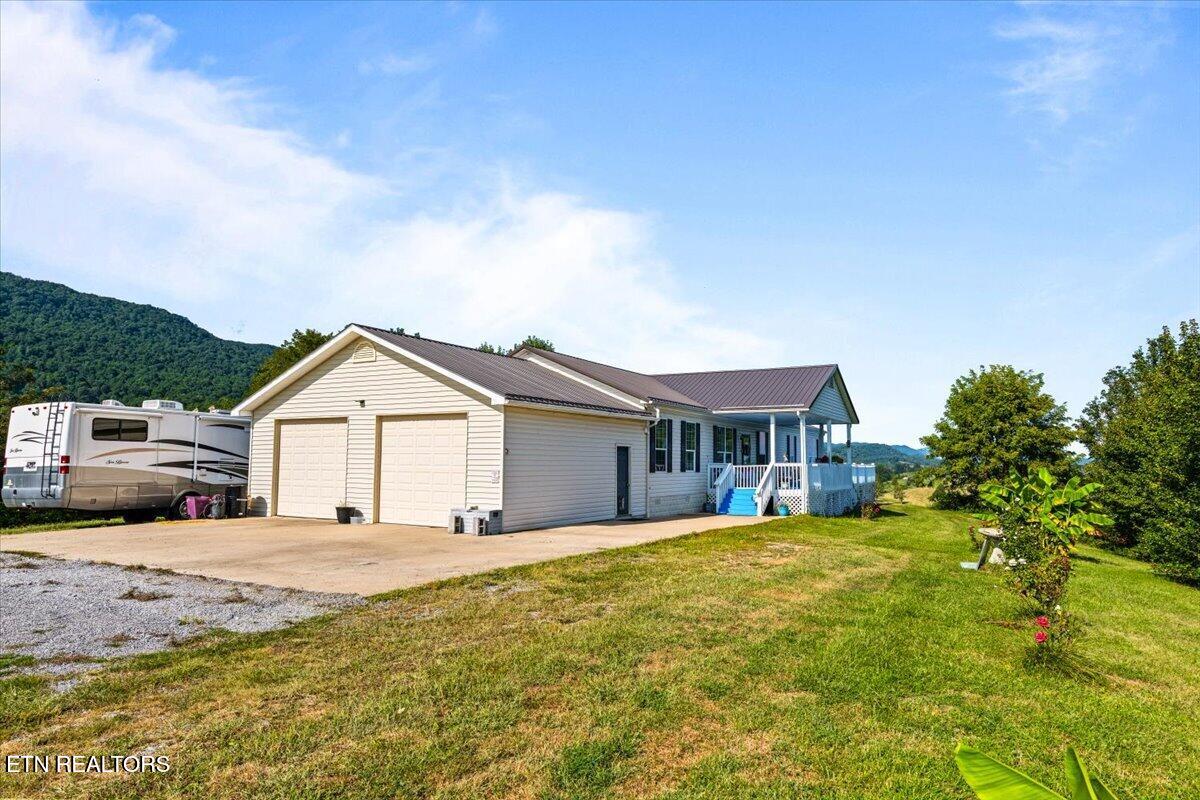 289 Carr Gap Road Speedwell TN 37870