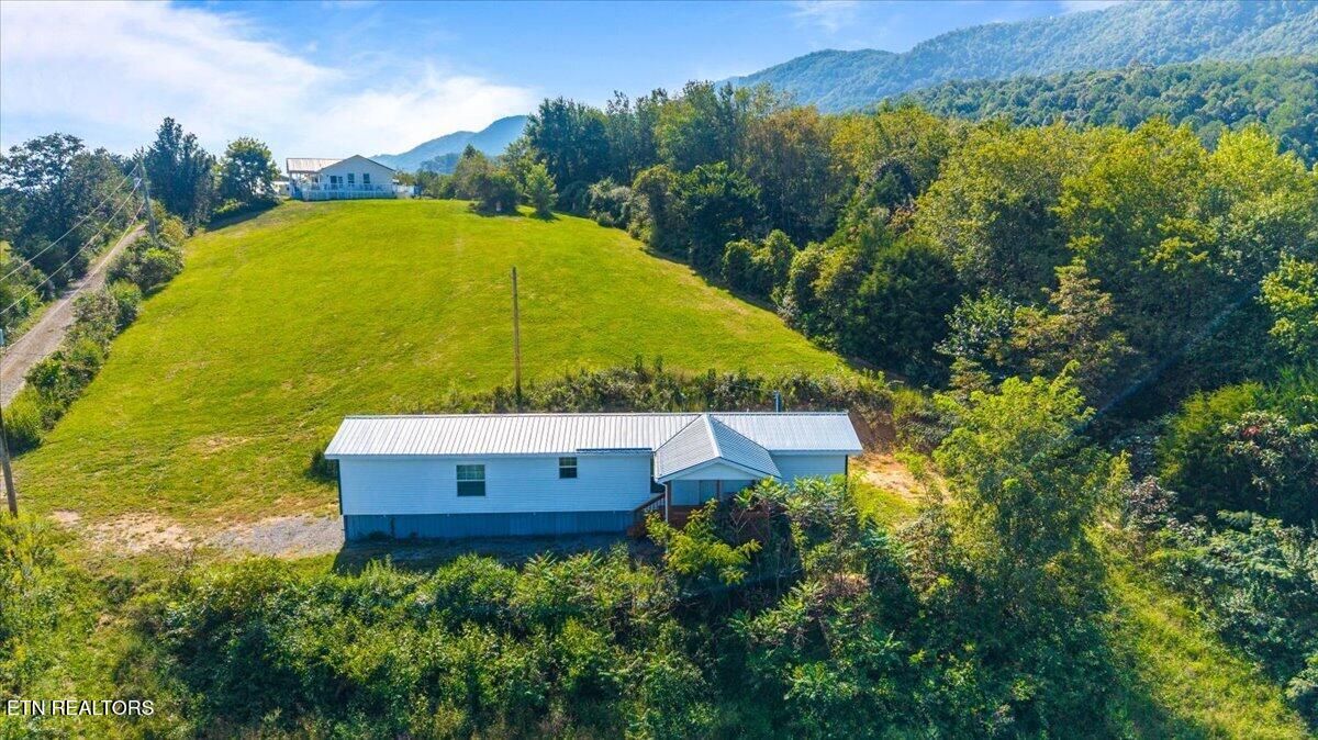 289 Carr Gap Road Speedwell TN 37870