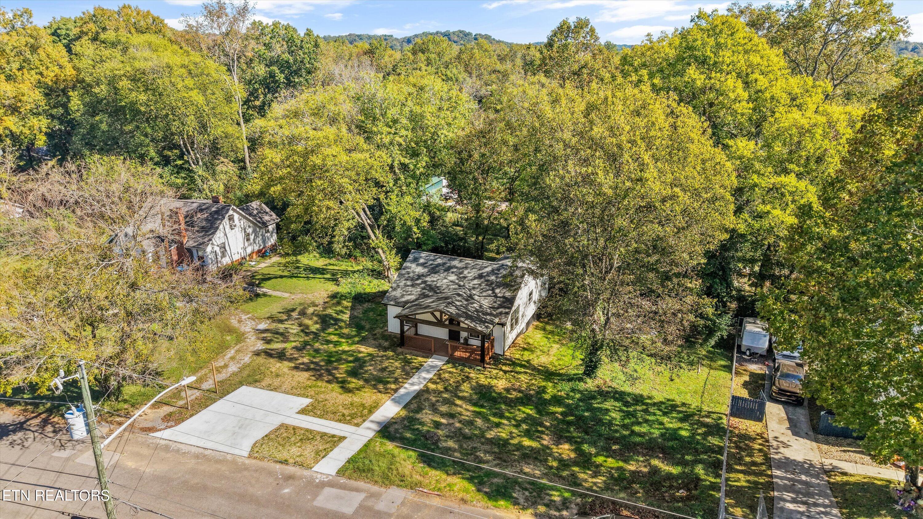 1612 Robert Huff Lane Knoxville TN 37914