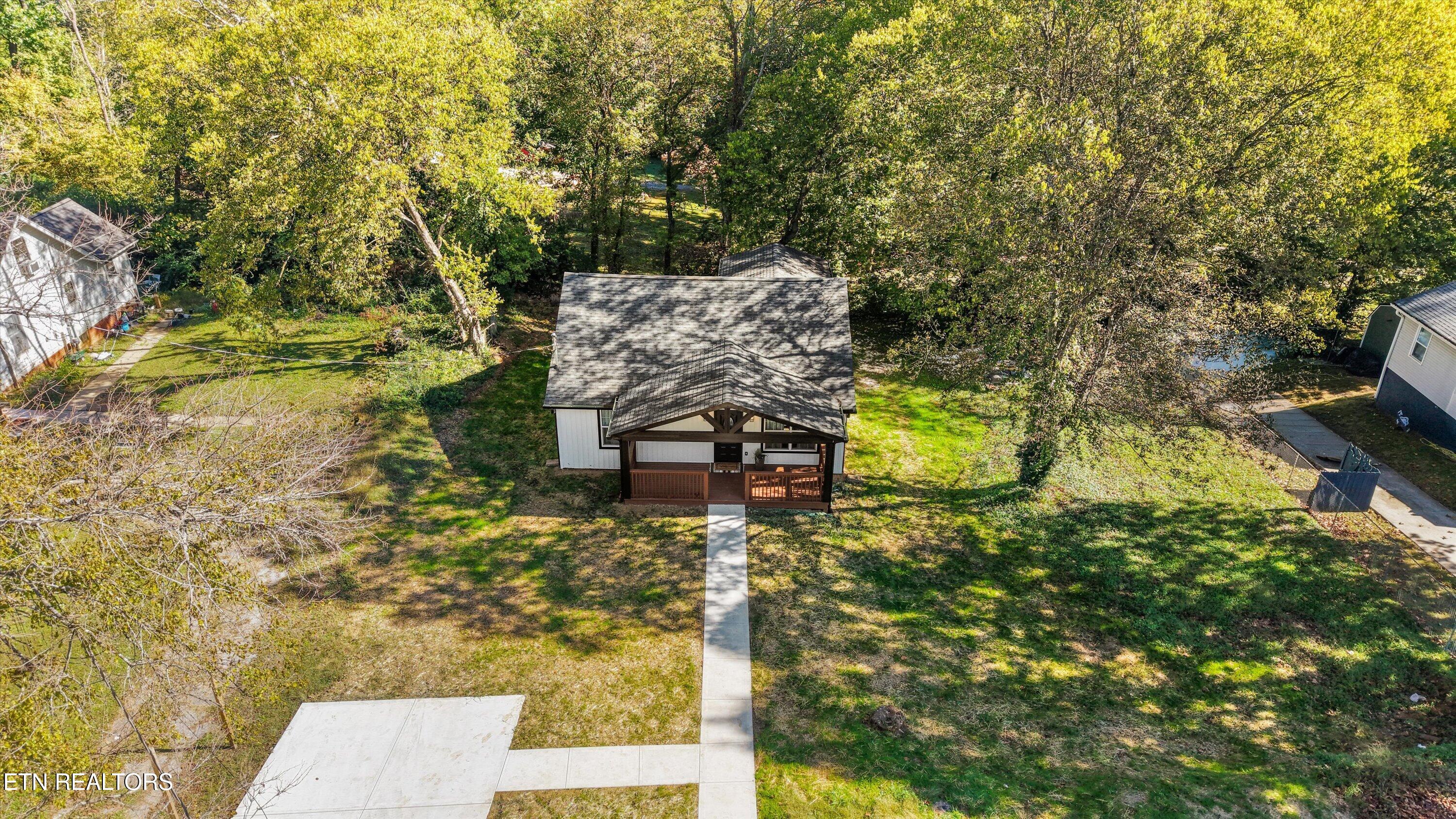 1612 Robert Huff Lane Knoxville TN 37914