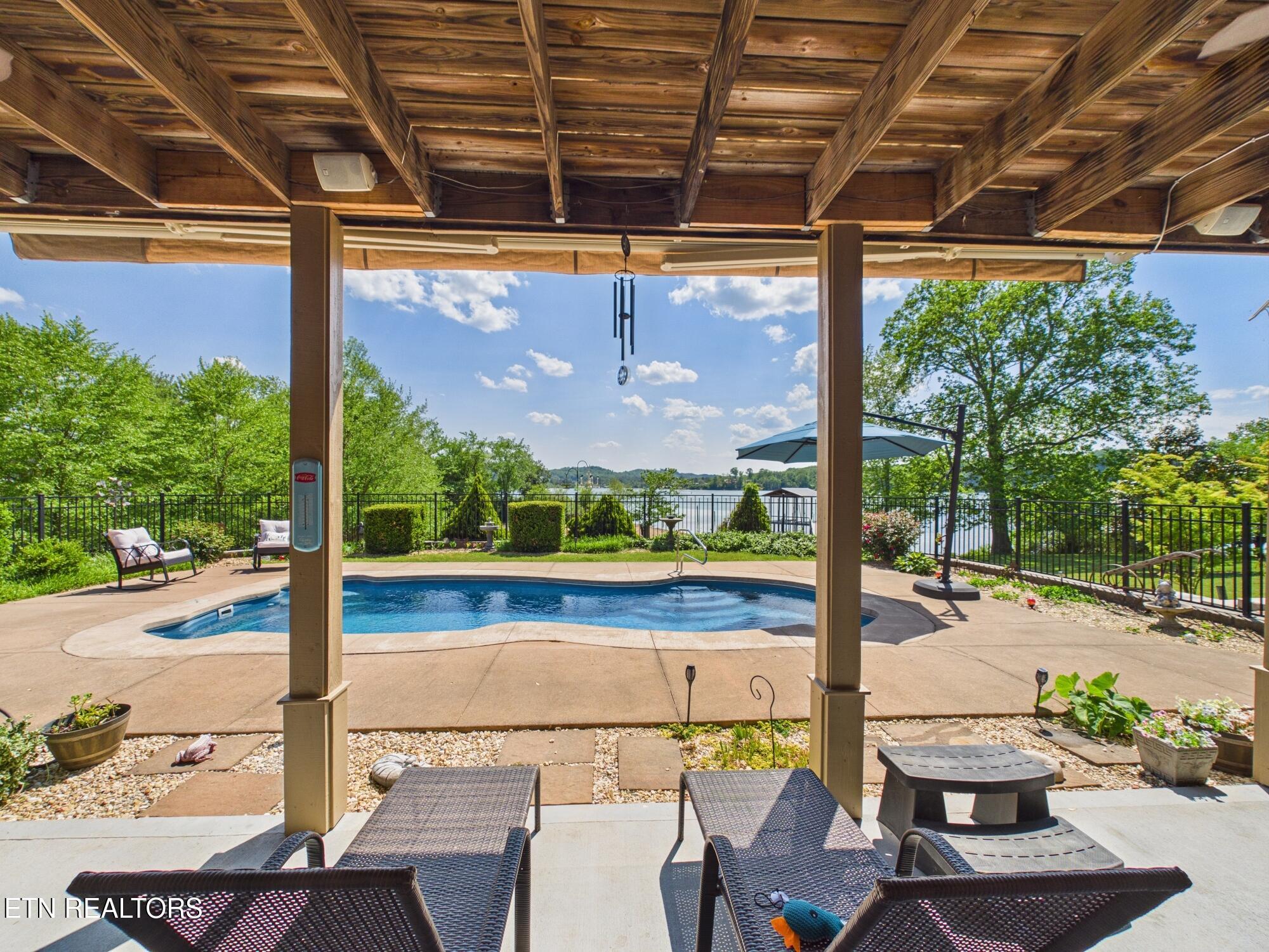 1347 Bowman Bend Road Harriman TN 37748
