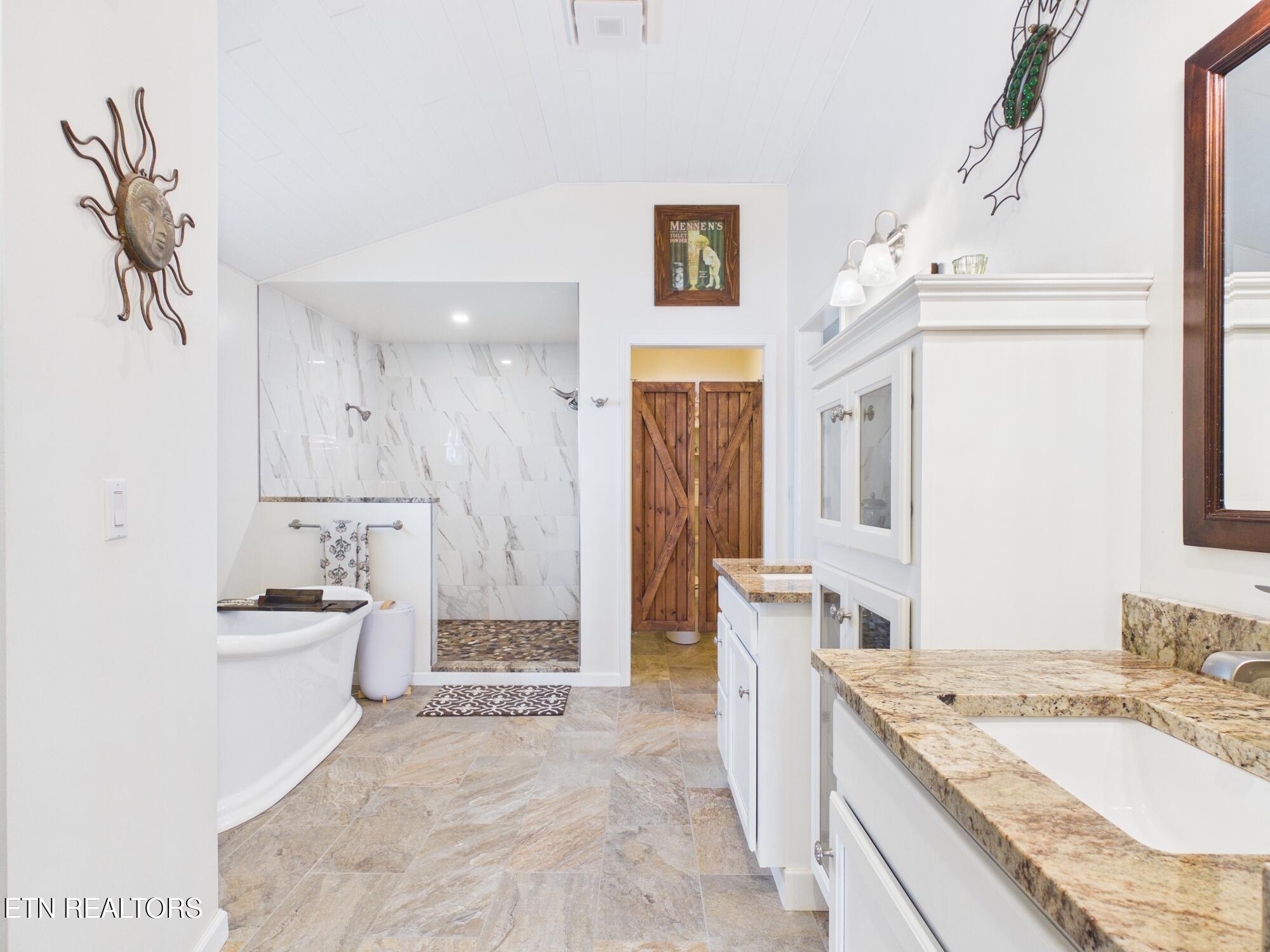 1347 Bowman Bend Road Harriman TN 37748
