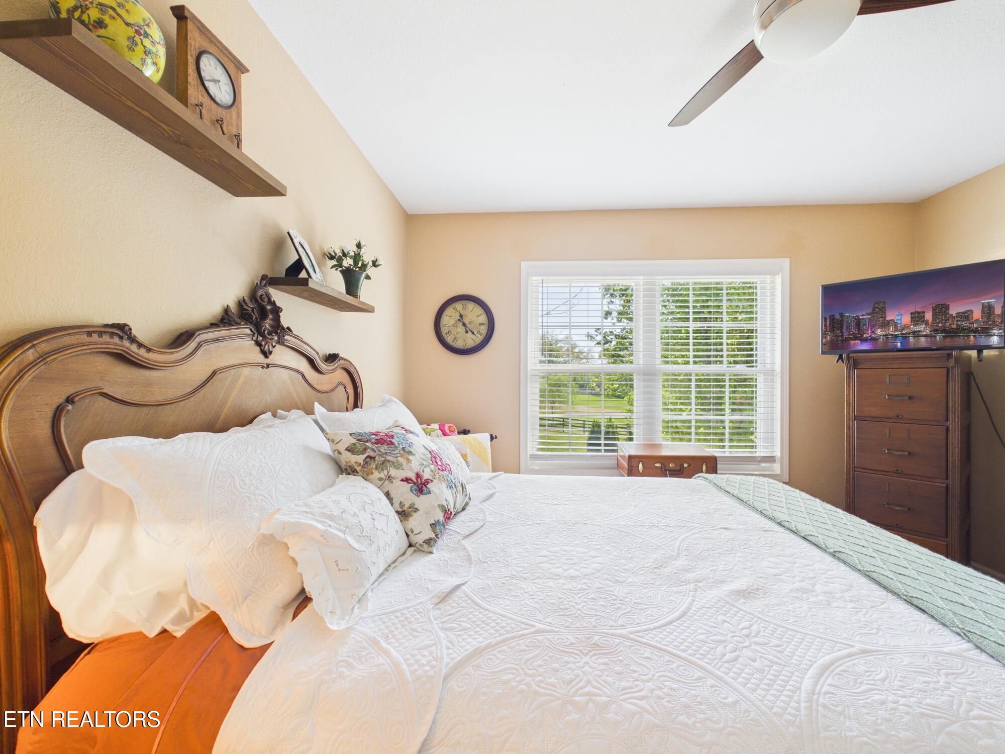 1347 Bowman Bend Road Harriman TN 37748