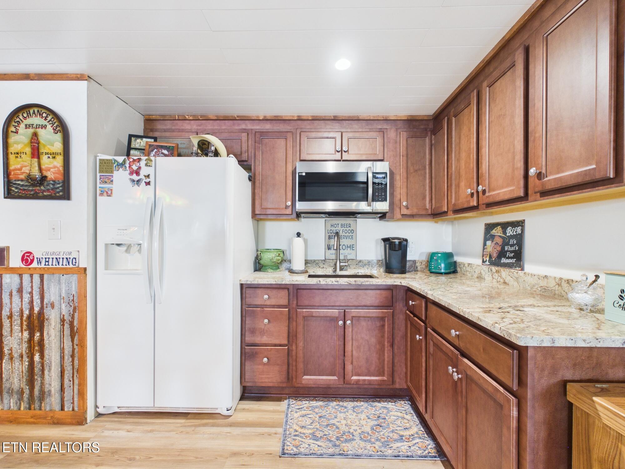 1347 Bowman Bend Road Harriman TN 37748