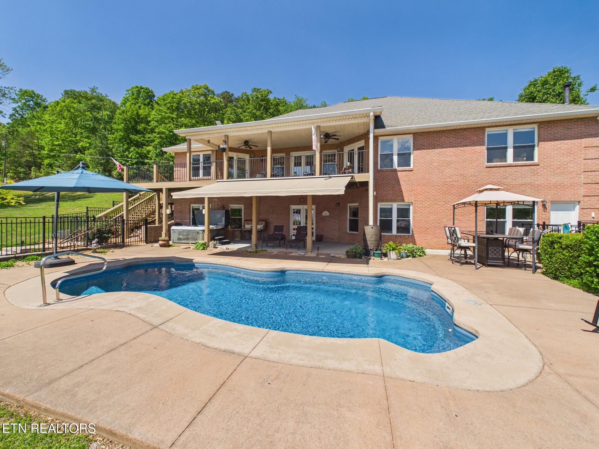 1347 Bowman Bend Road Harriman TN 37748