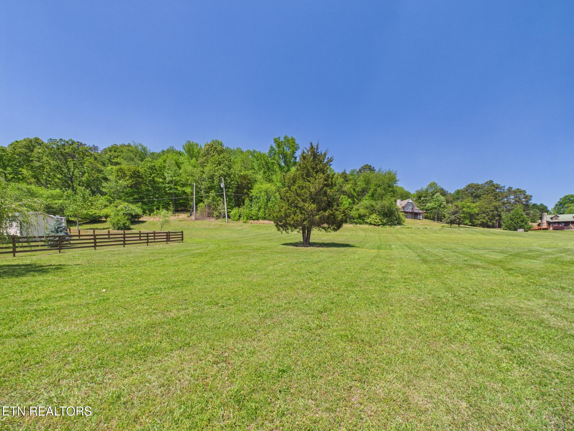 1347 Bowman Bend Road Harriman TN 37748