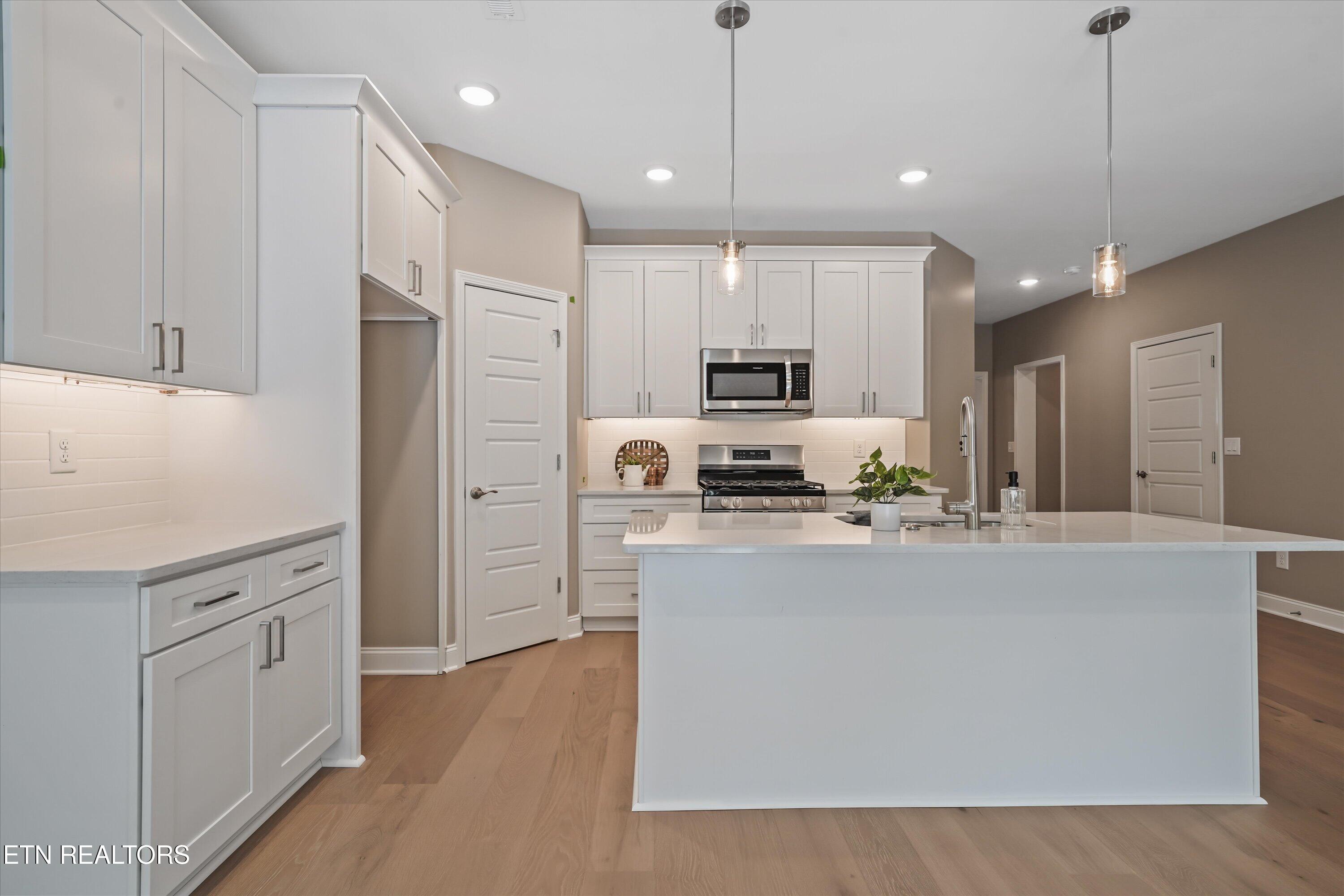 1576 Green Meadows Lane Lenoir City TN 37771