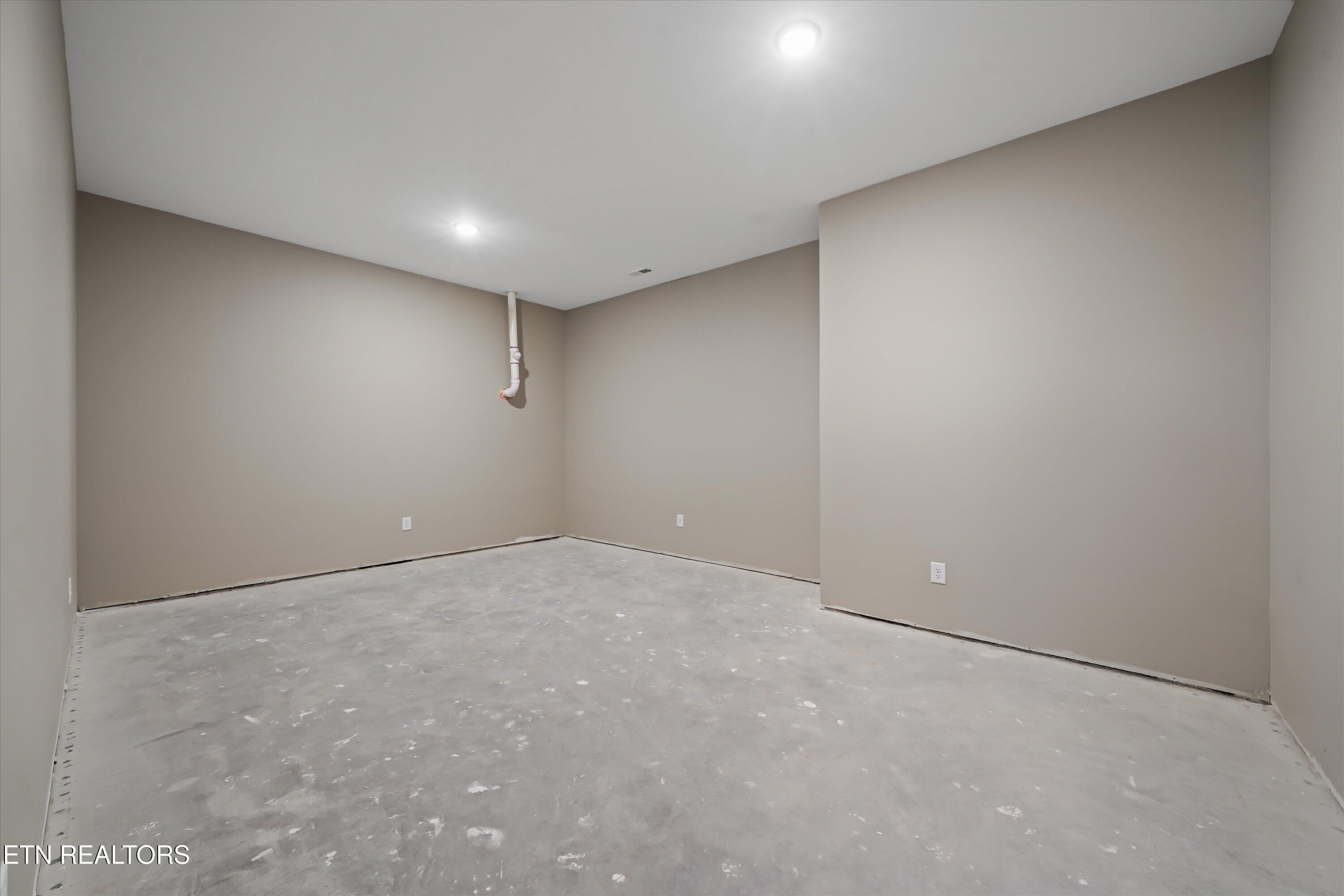 1576 Green Meadows Lane Lenoir City TN 37771