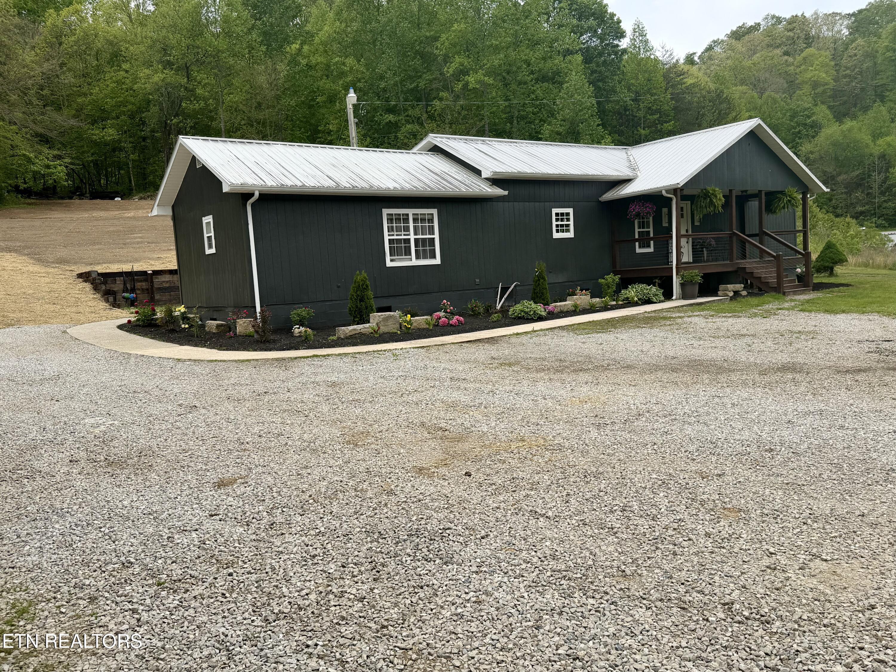 4668 Baker Highway Huntsville TN 37756