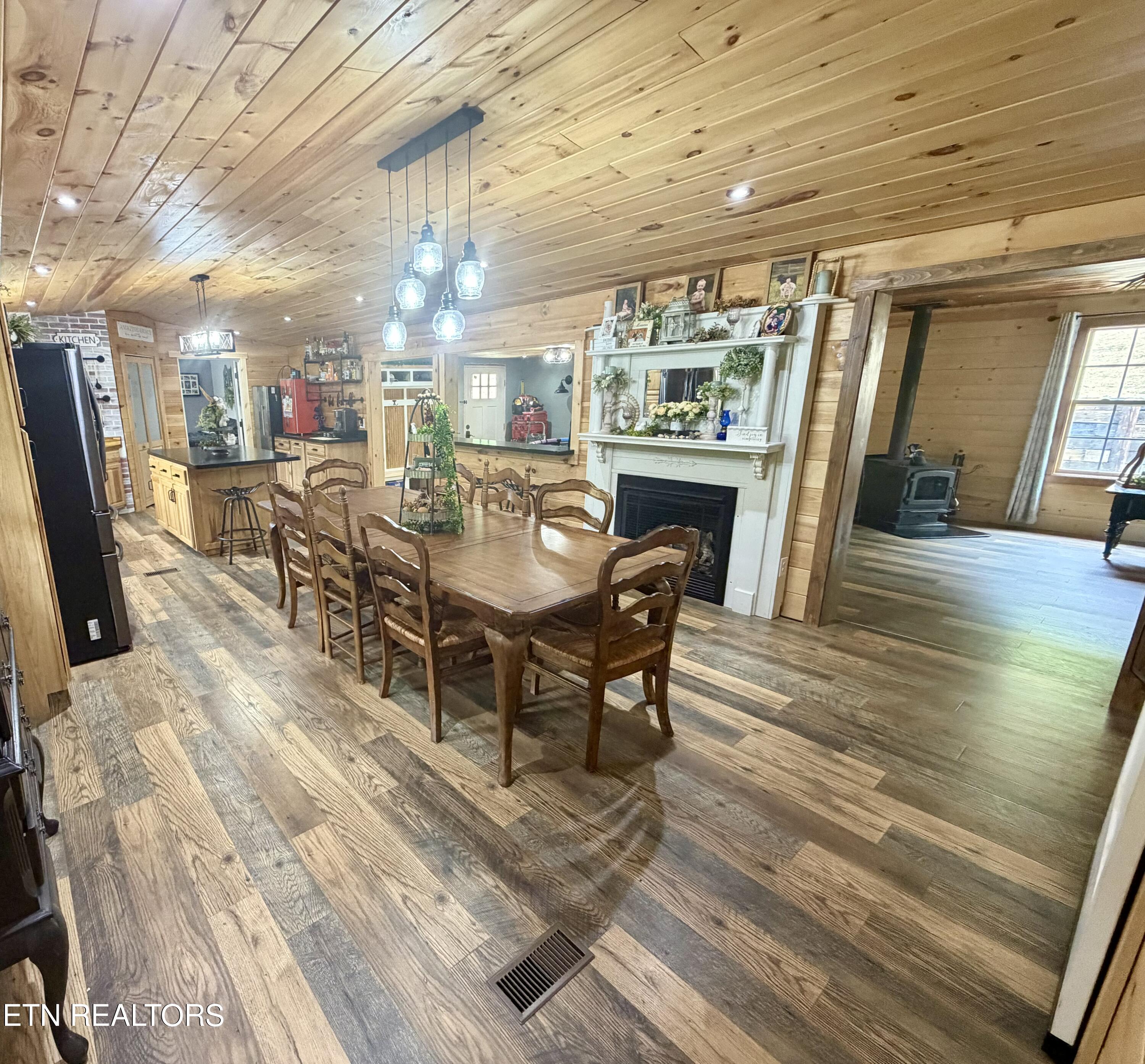 4668 Baker Highway Huntsville TN 37756
