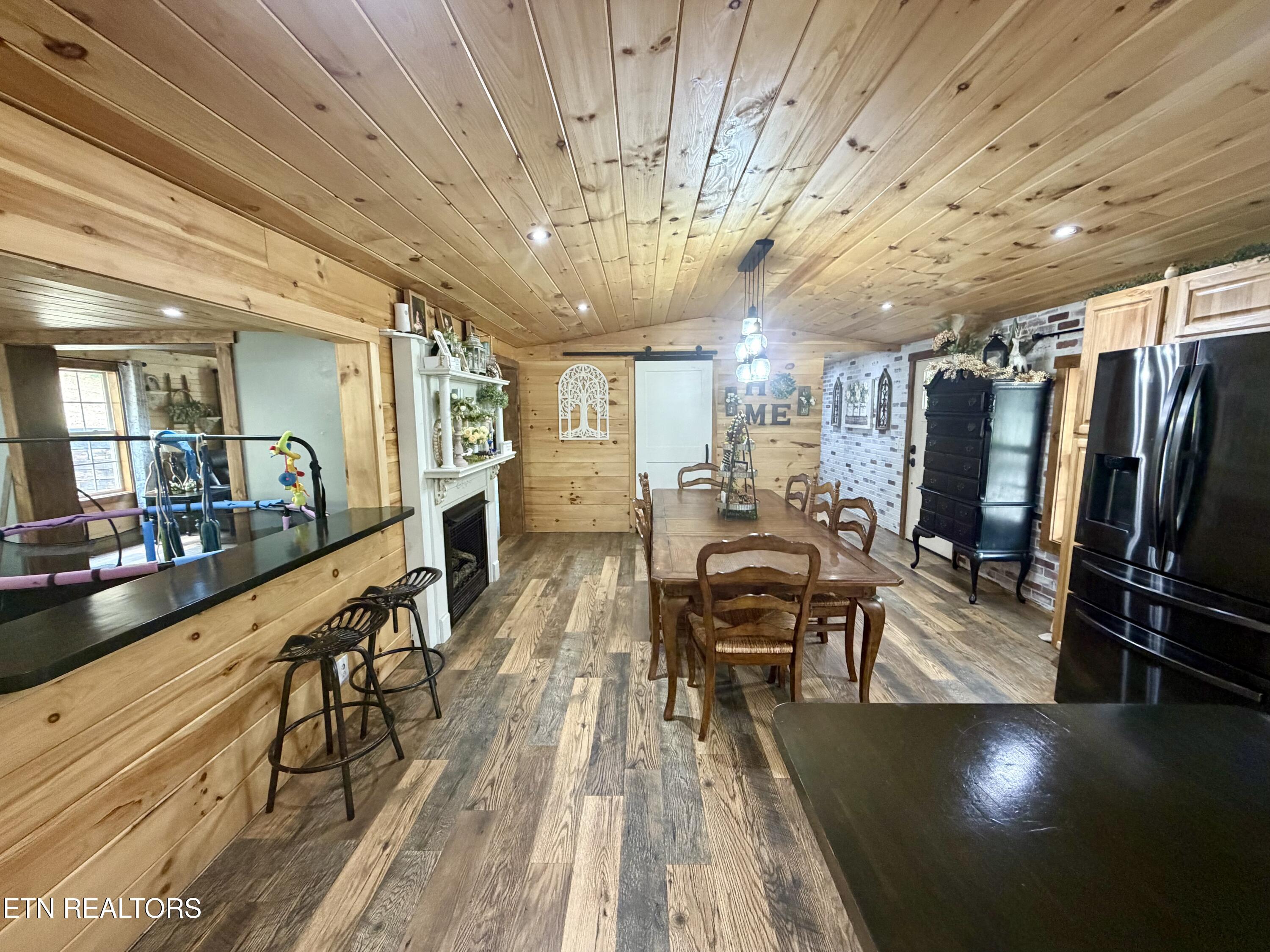 4668 Baker Highway Huntsville TN 37756