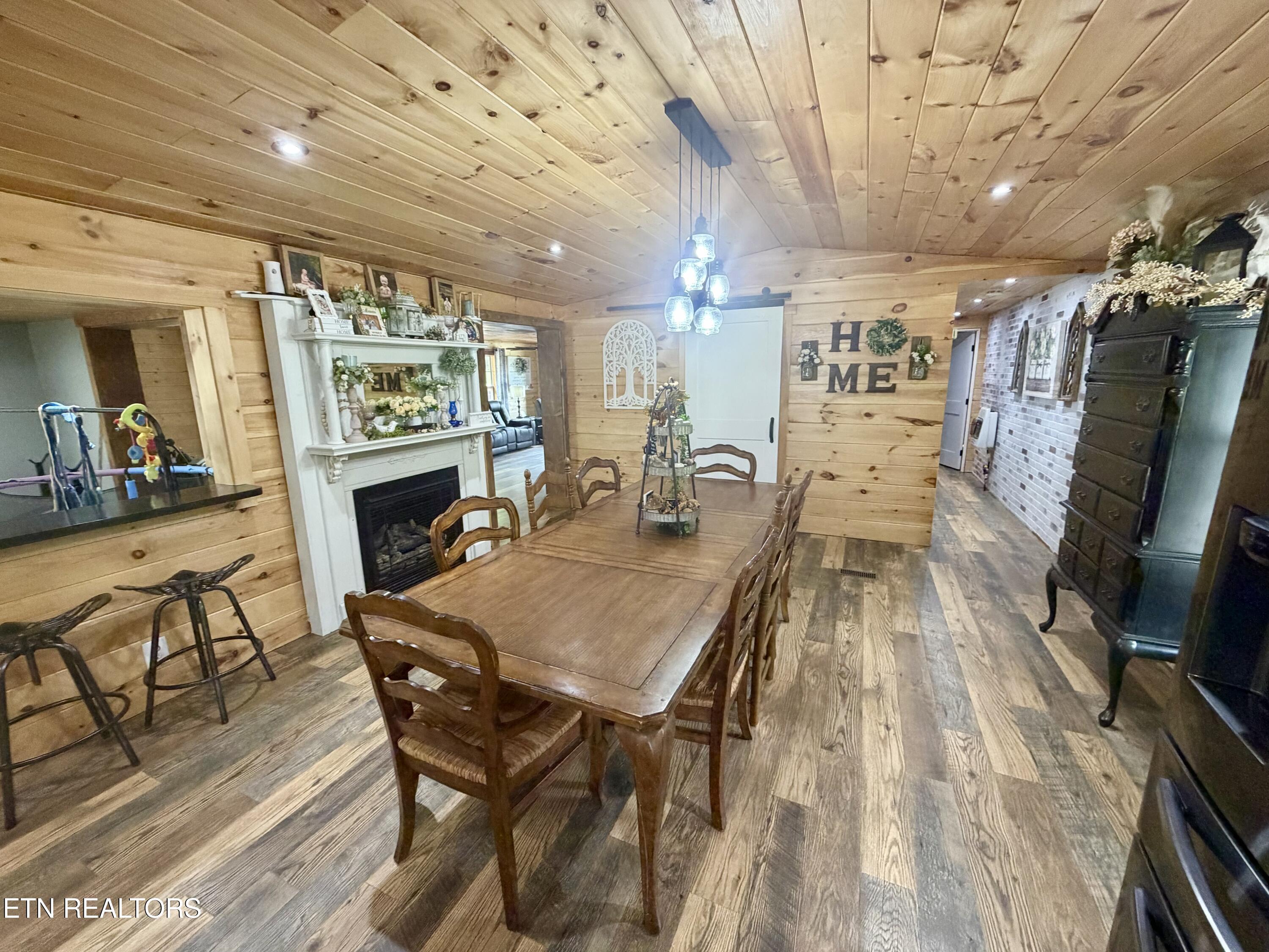 4668 Baker Highway Huntsville TN 37756