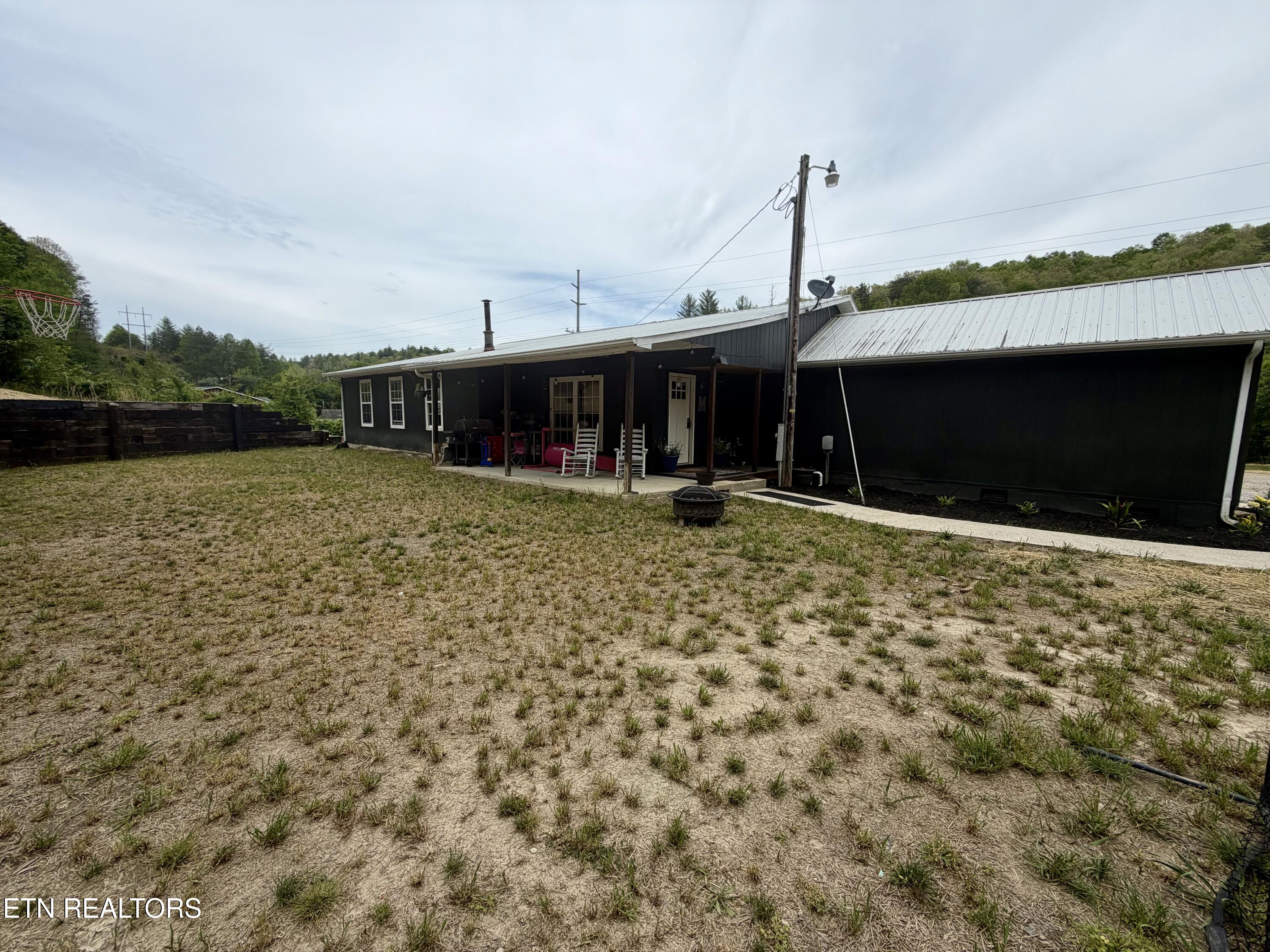4668 Baker Highway Huntsville TN 37756