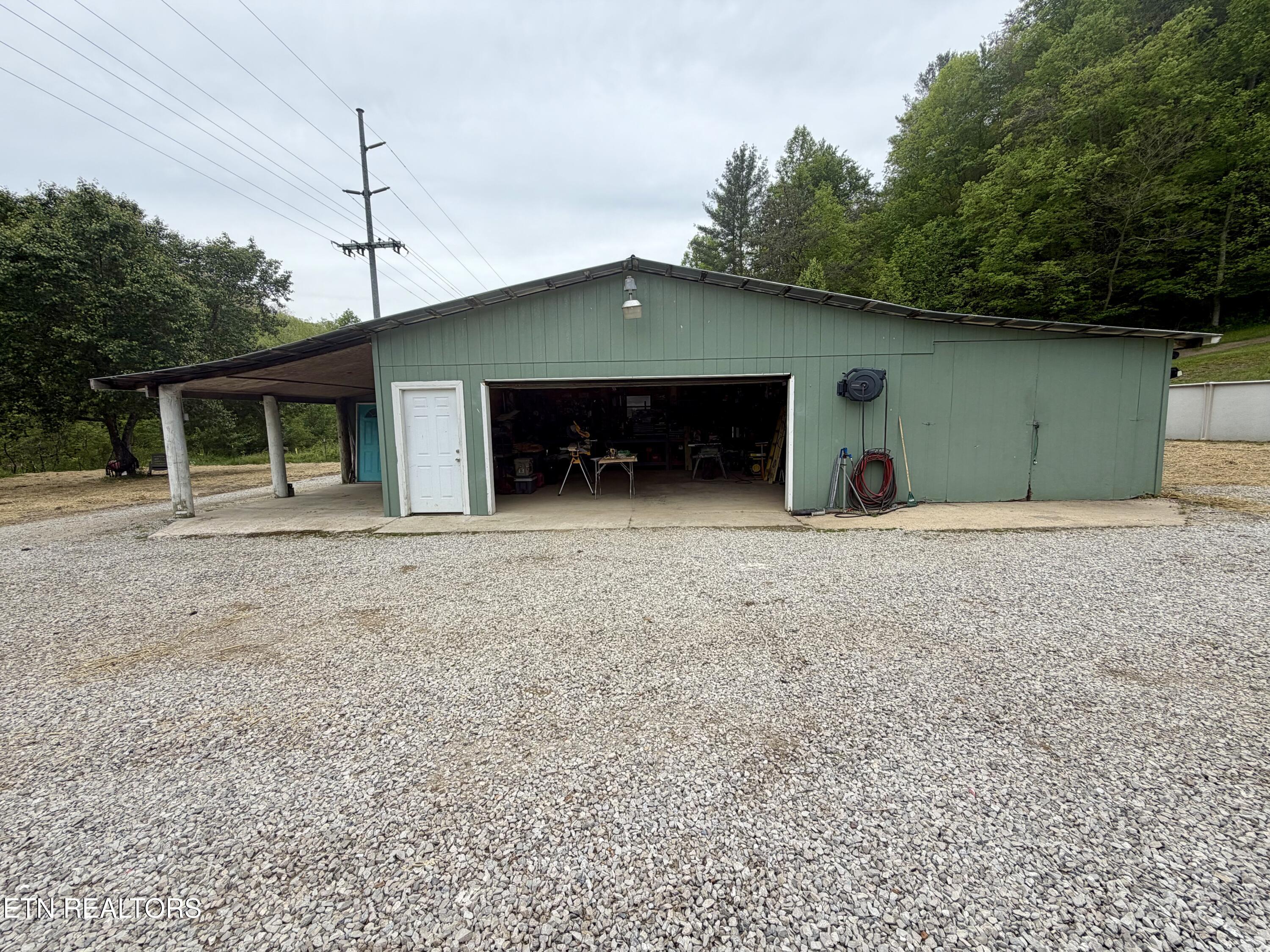 4668 Baker Highway Huntsville TN 37756