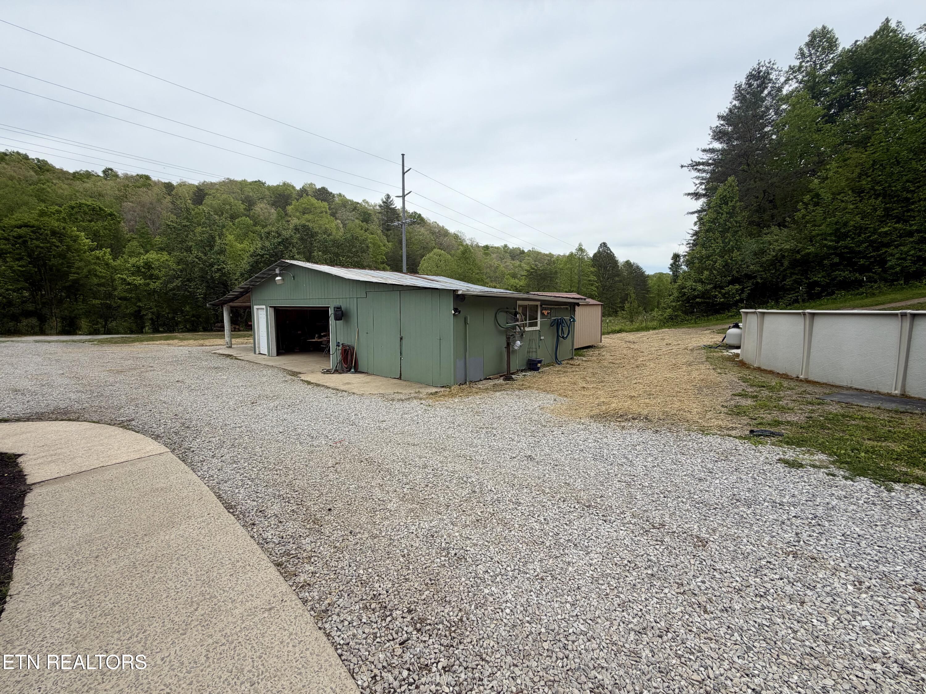 4668 Baker Highway Huntsville TN 37756