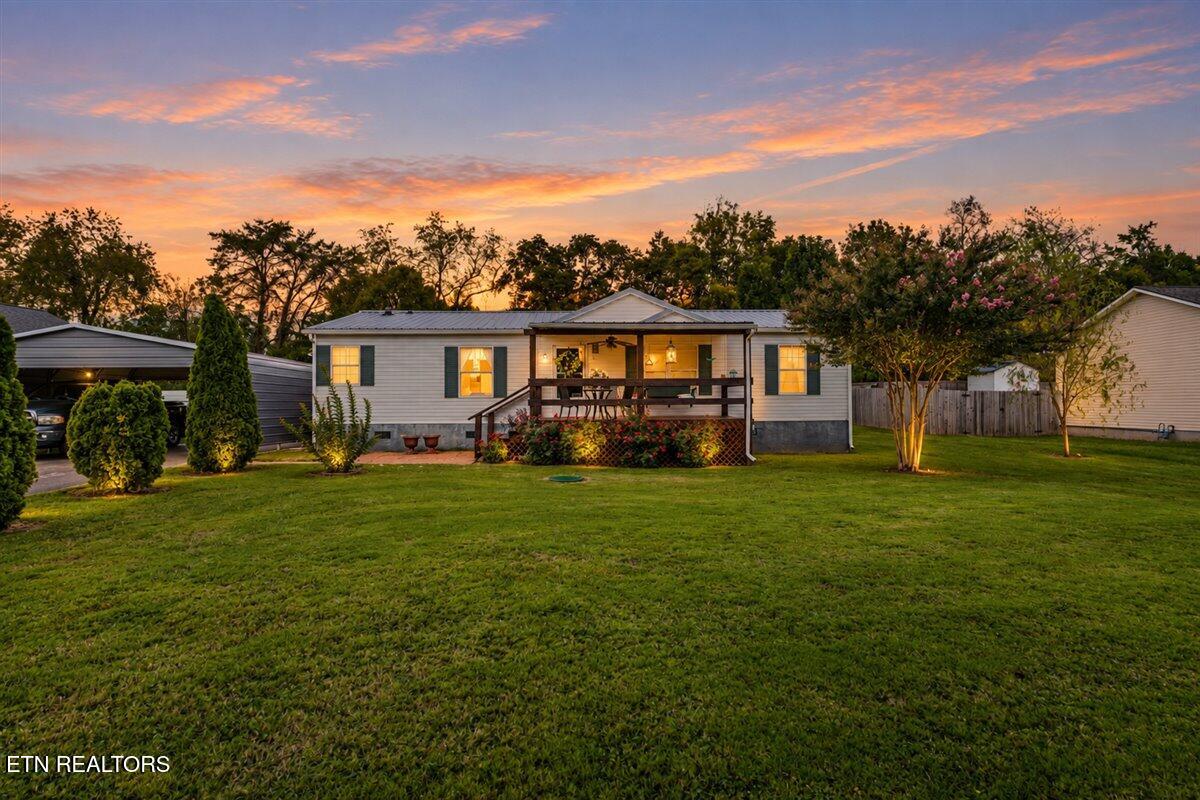 171 E Memorial Drive Jacksboro TN 37757
