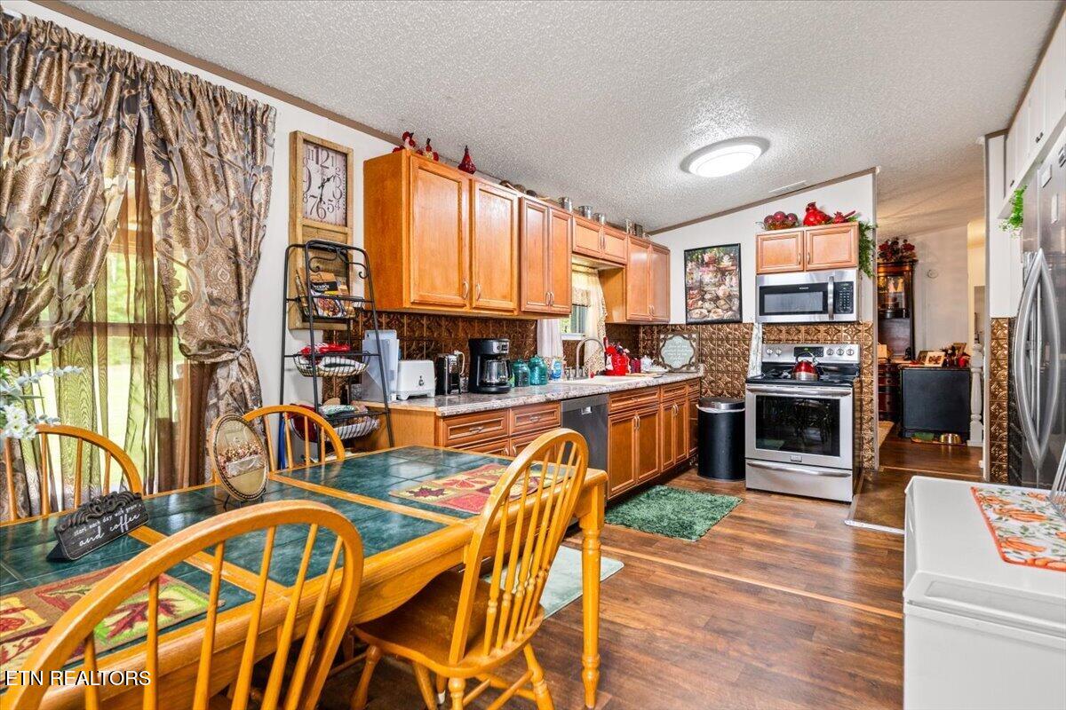 171 E Memorial Drive Jacksboro TN 37757