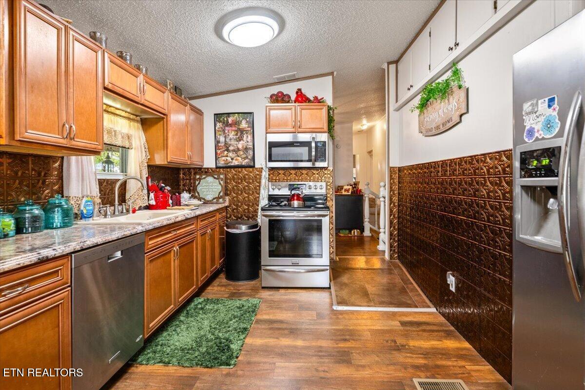171 E Memorial Drive Jacksboro TN 37757