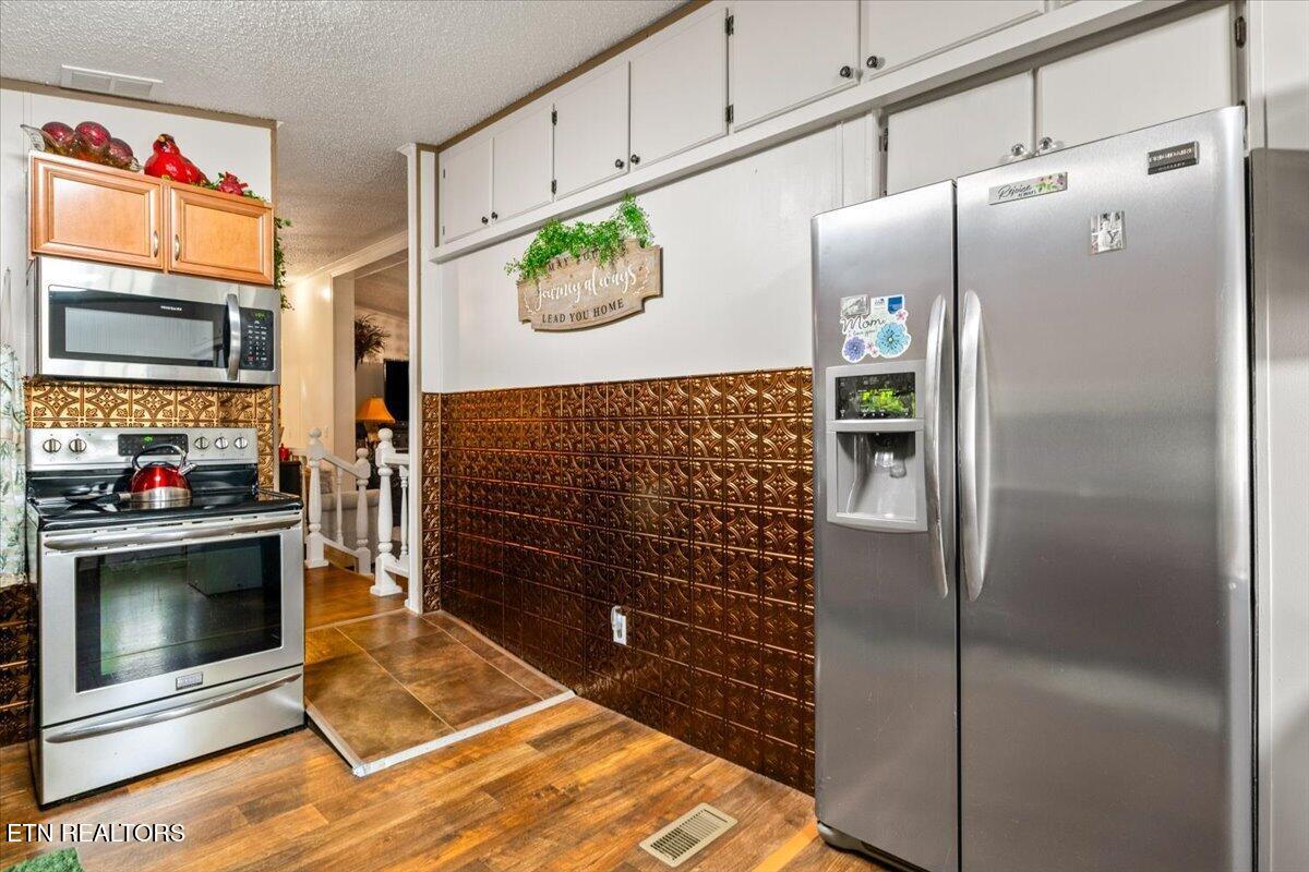 171 E Memorial Drive Jacksboro TN 37757