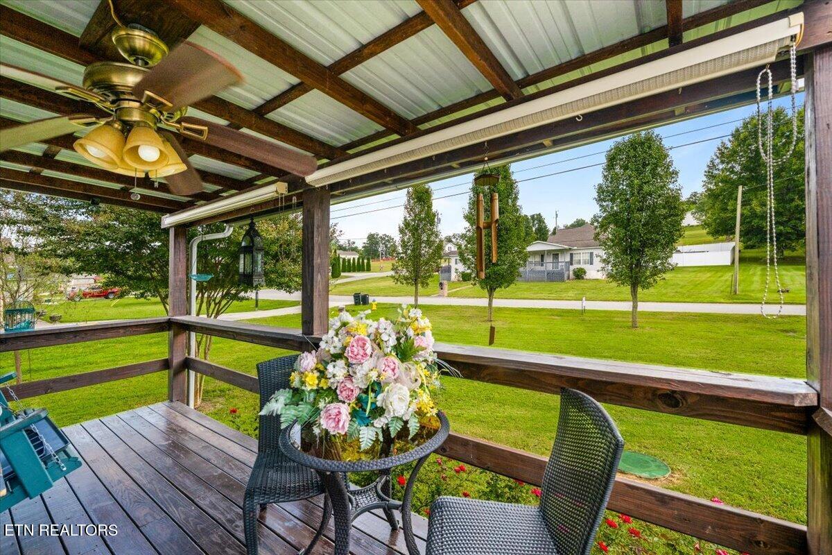 171 E Memorial Drive Jacksboro TN 37757