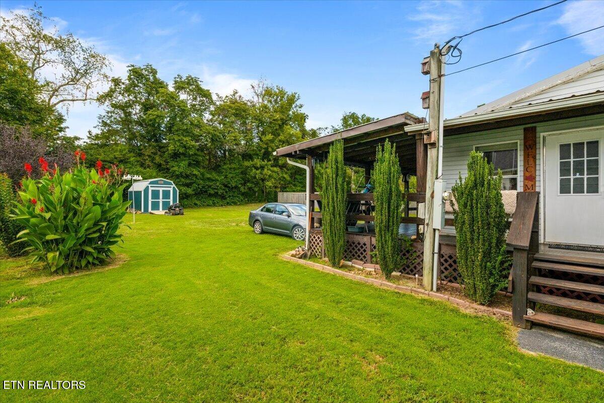 171 E Memorial Drive Jacksboro TN 37757