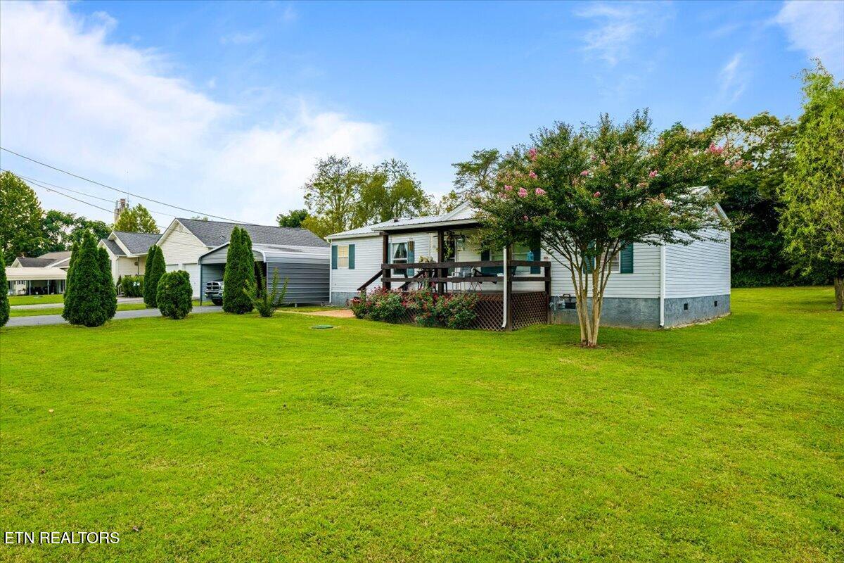 171 E Memorial Drive Jacksboro TN 37757
