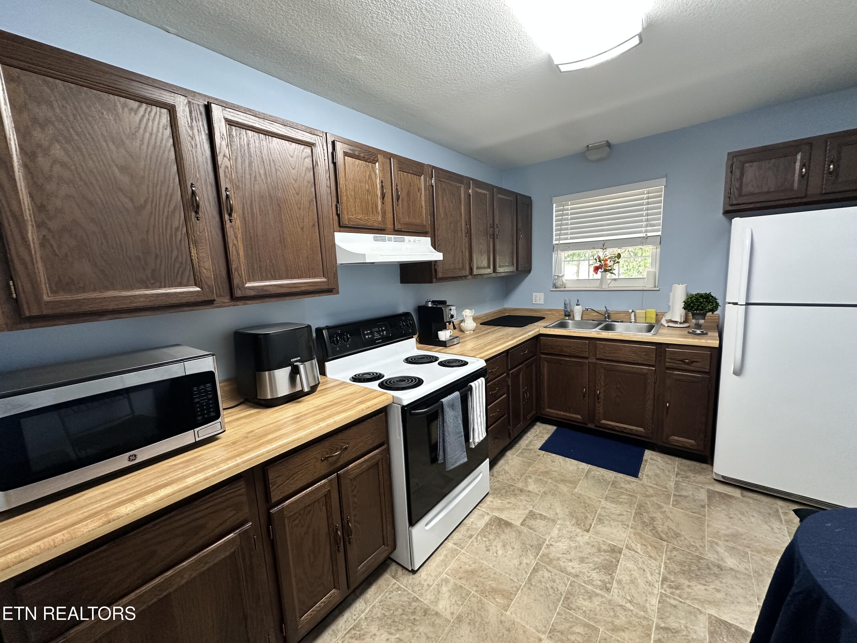 408 Dell Road Maryville TN 37804