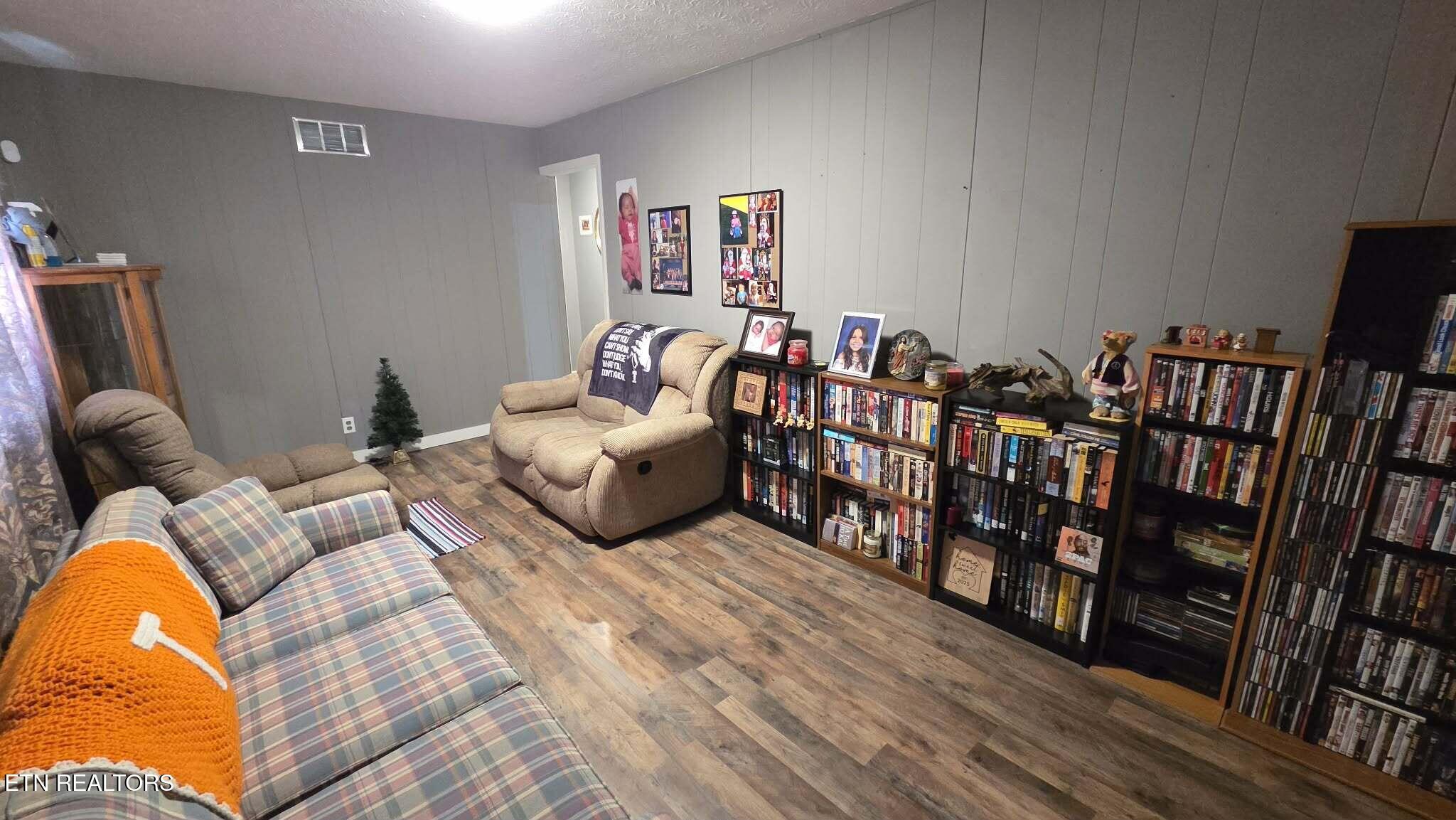 957 Allardt Highway Jamestown TN 38556