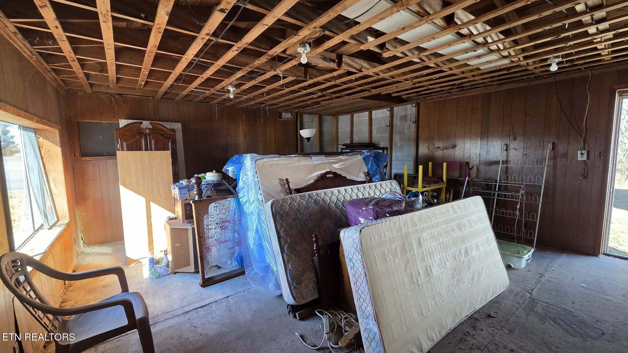 957 Allardt Highway Jamestown TN 38556