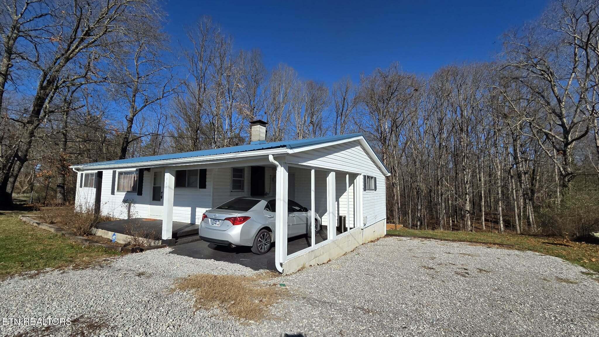 957 Allardt Highway Jamestown TN 38556