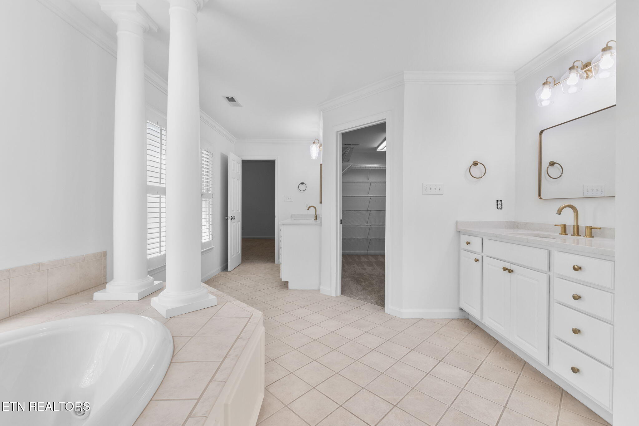 1713 Emerson Park Drive Knoxville TN 37922