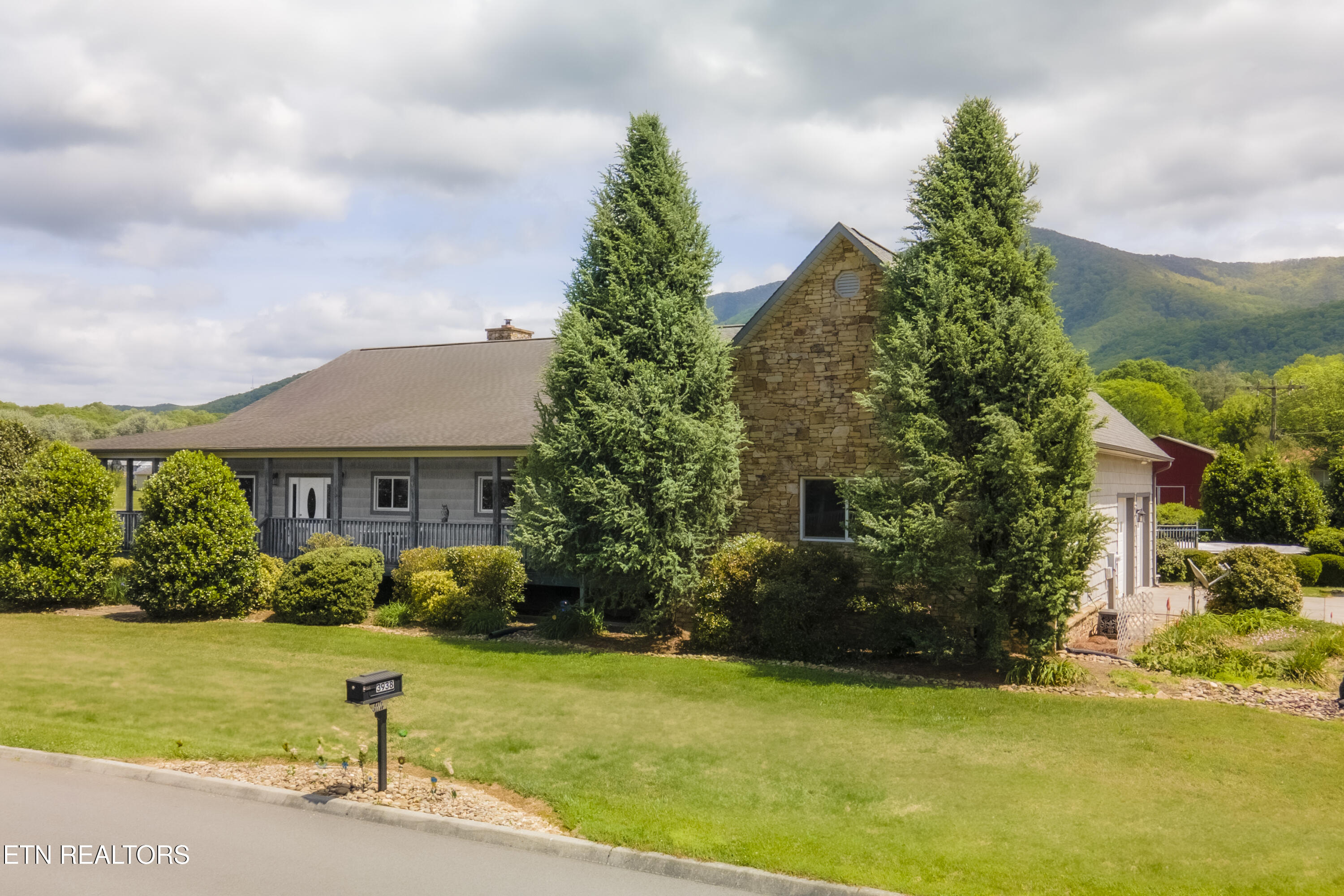 3938 Katy Hollar Road Sevierville TN 37862