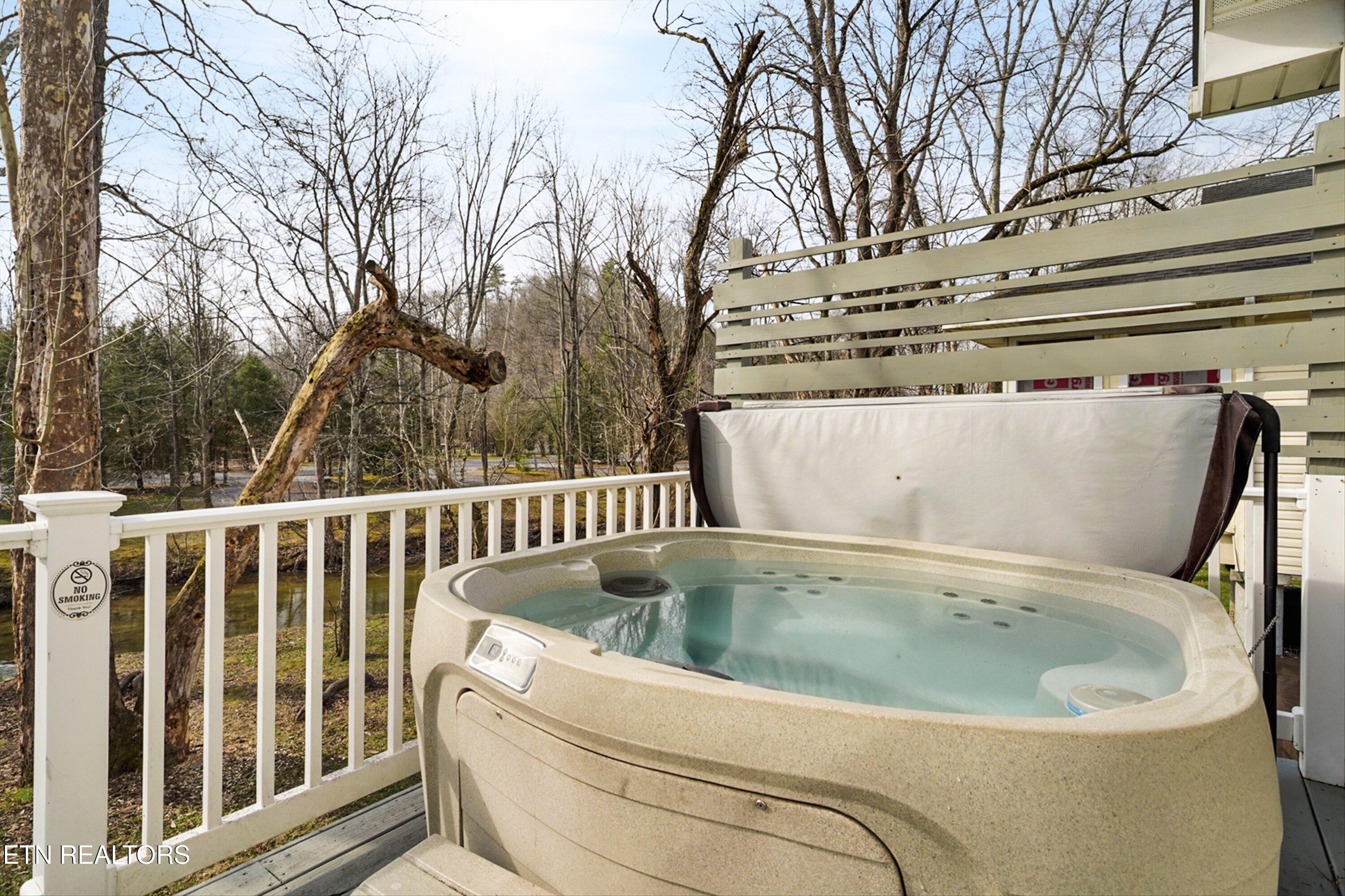 2032 Slippery Rock Circle Pigeon Forge TN 37862