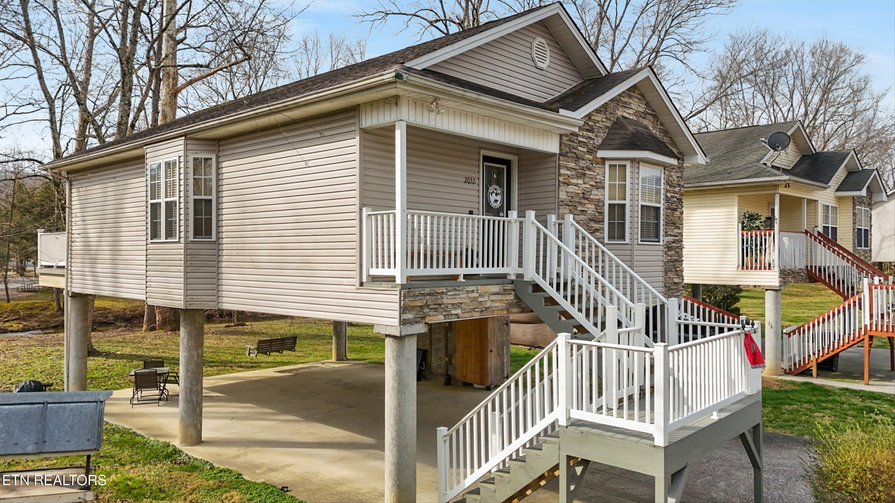 2032 Slippery Rock Circle Pigeon Forge TN 37862