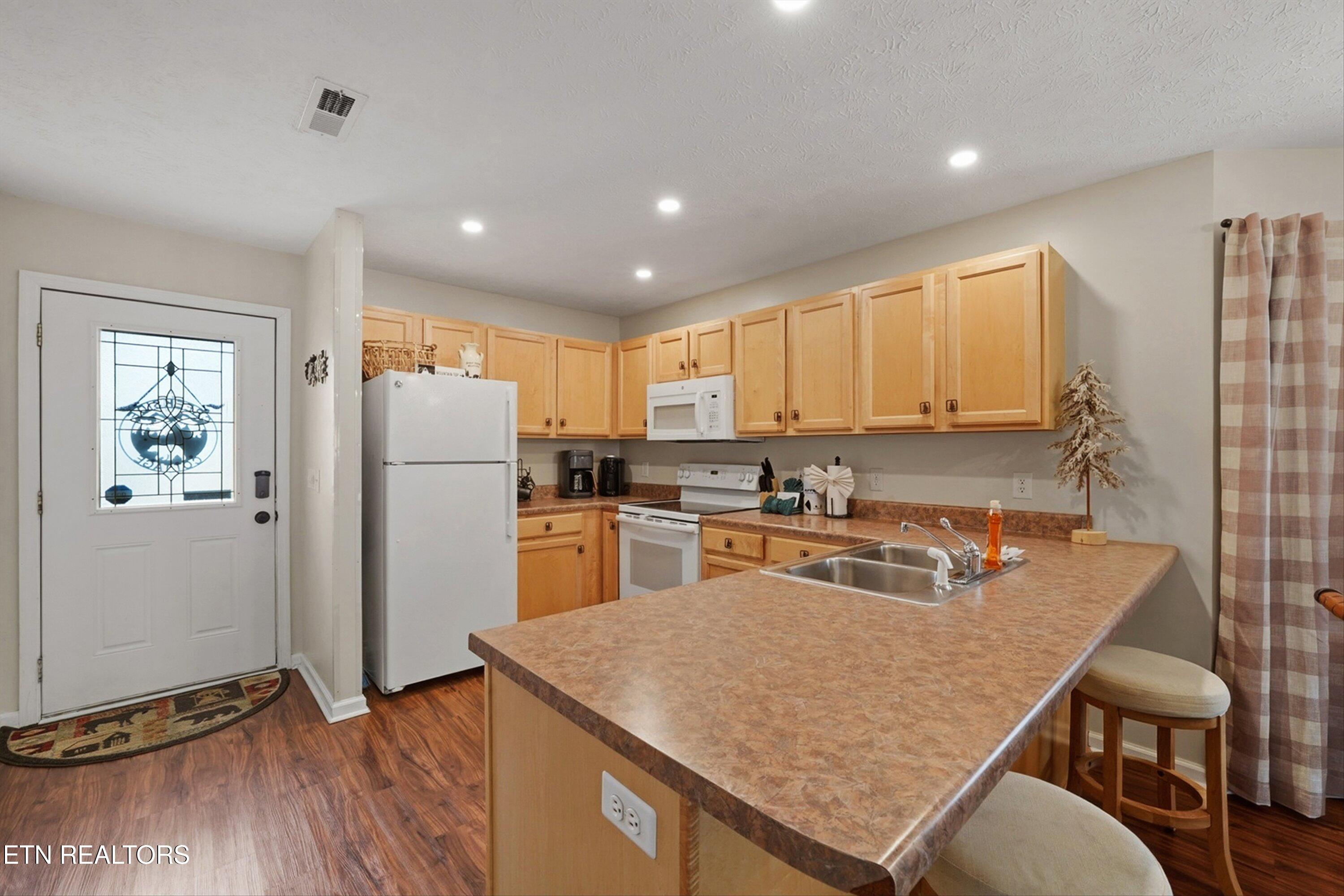 2032 Slippery Rock Circle Pigeon Forge TN 37862