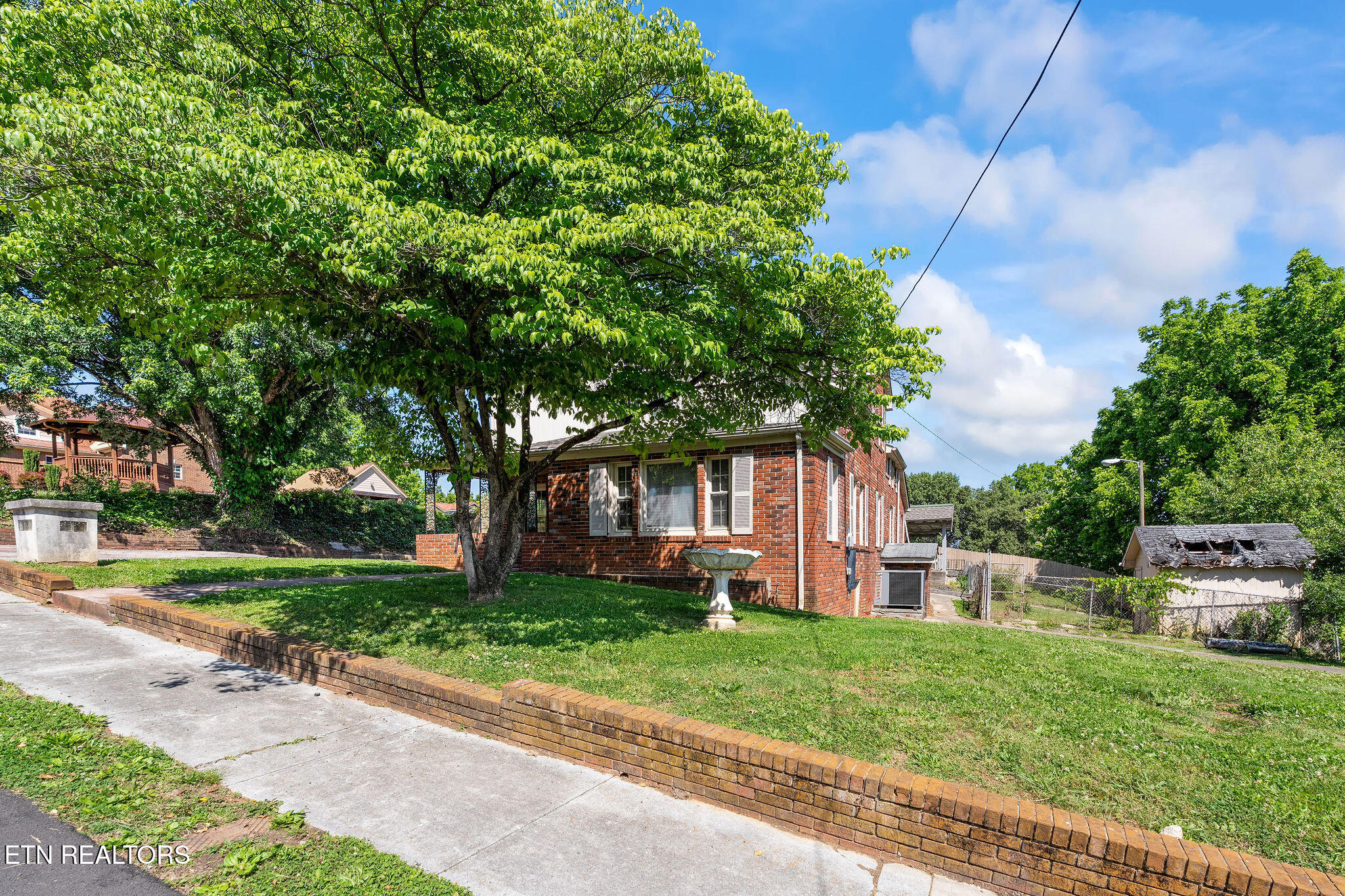 303 E Louise Avenue Morristown TN 37813
