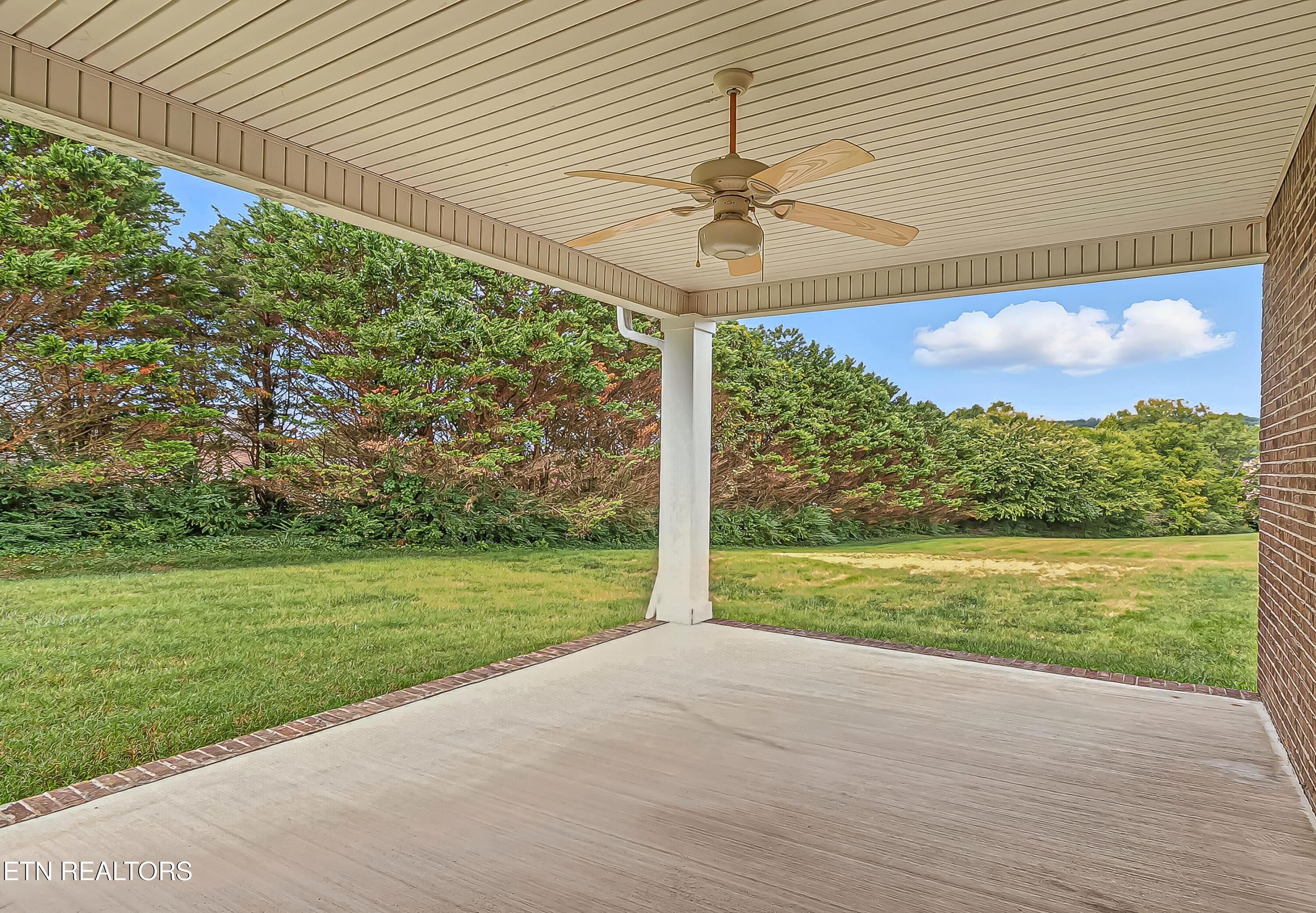 126 Waterston Way Clinton TN 37716