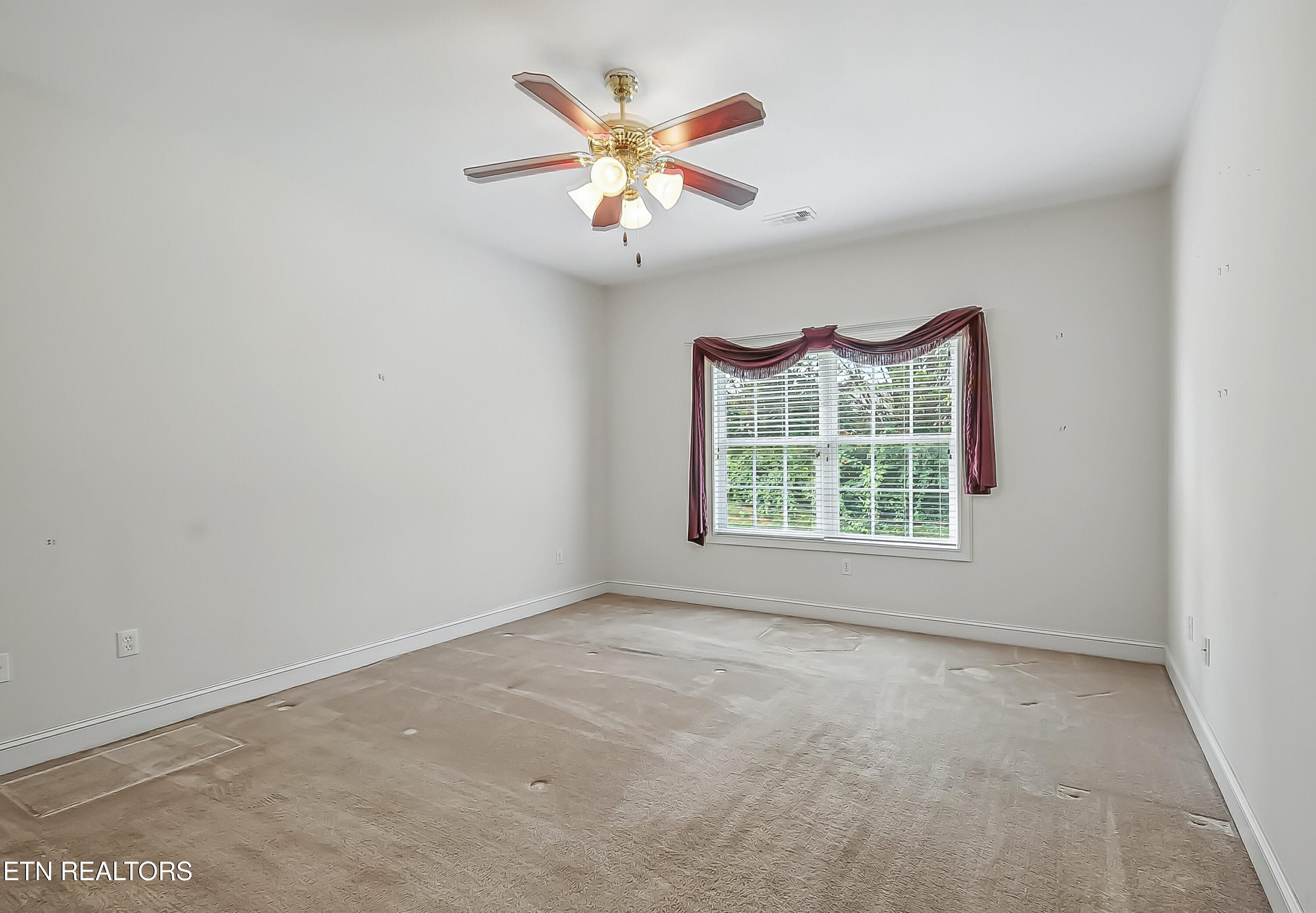 126 Waterston Way Clinton TN 37716