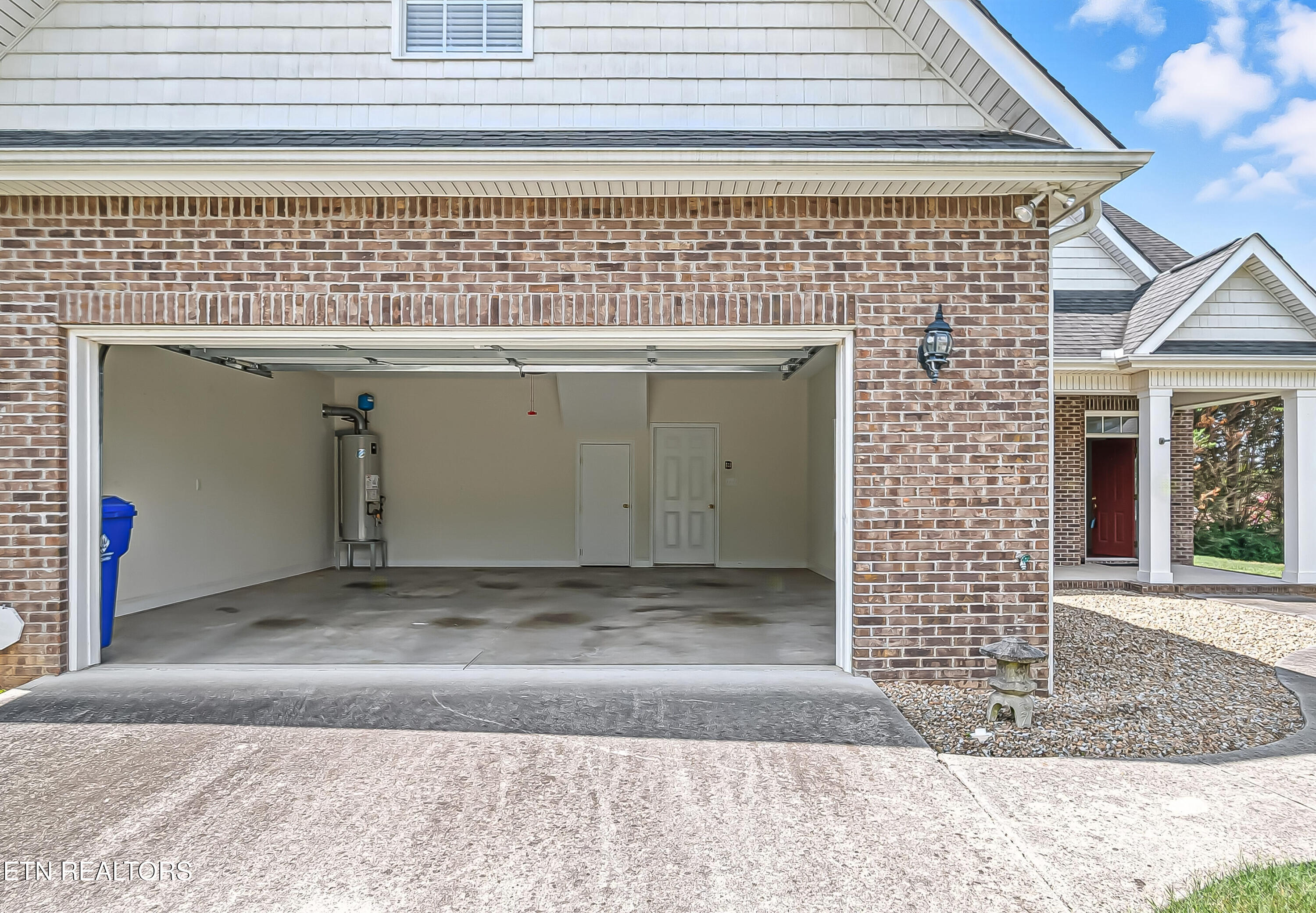 126 Waterston Way Clinton TN 37716