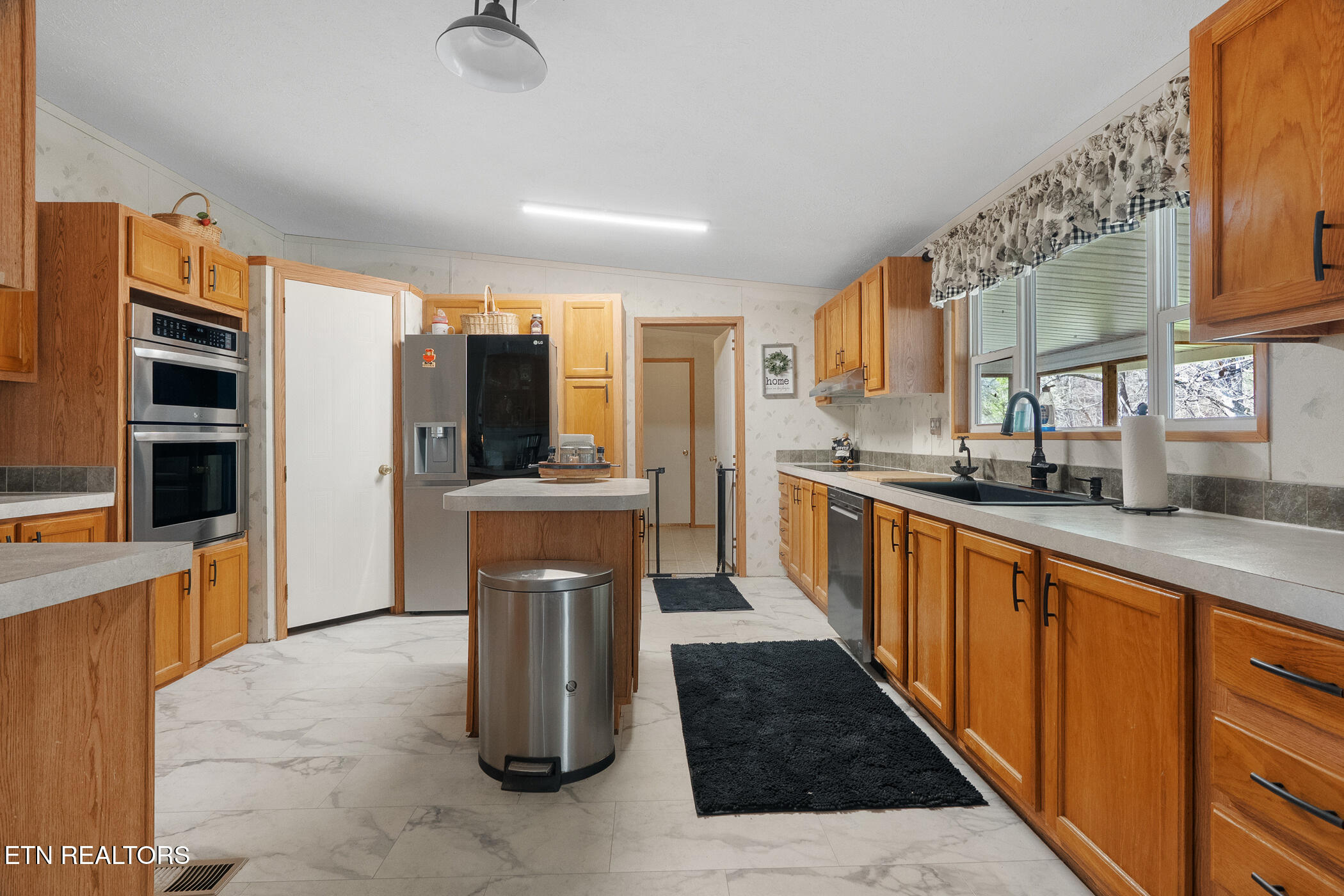 1020 Cox Circle Oliver Springs TN 37840