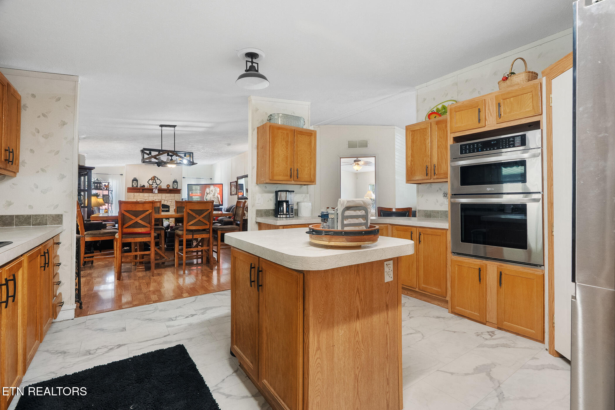 1020 Cox Circle Oliver Springs TN 37840