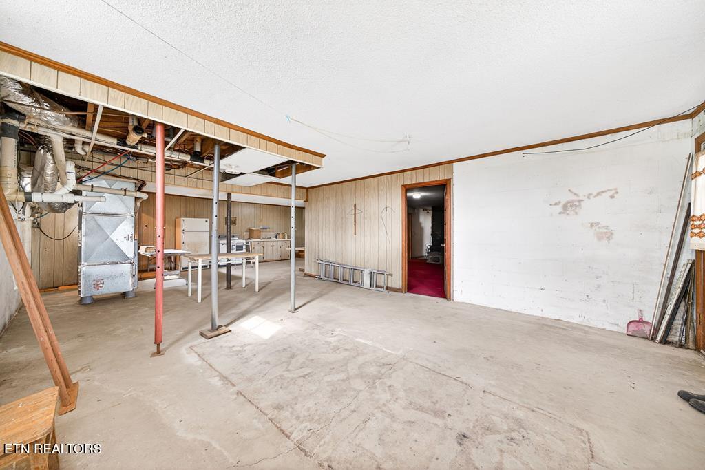 28599 Tennessee 30 Pikeville TN 37367