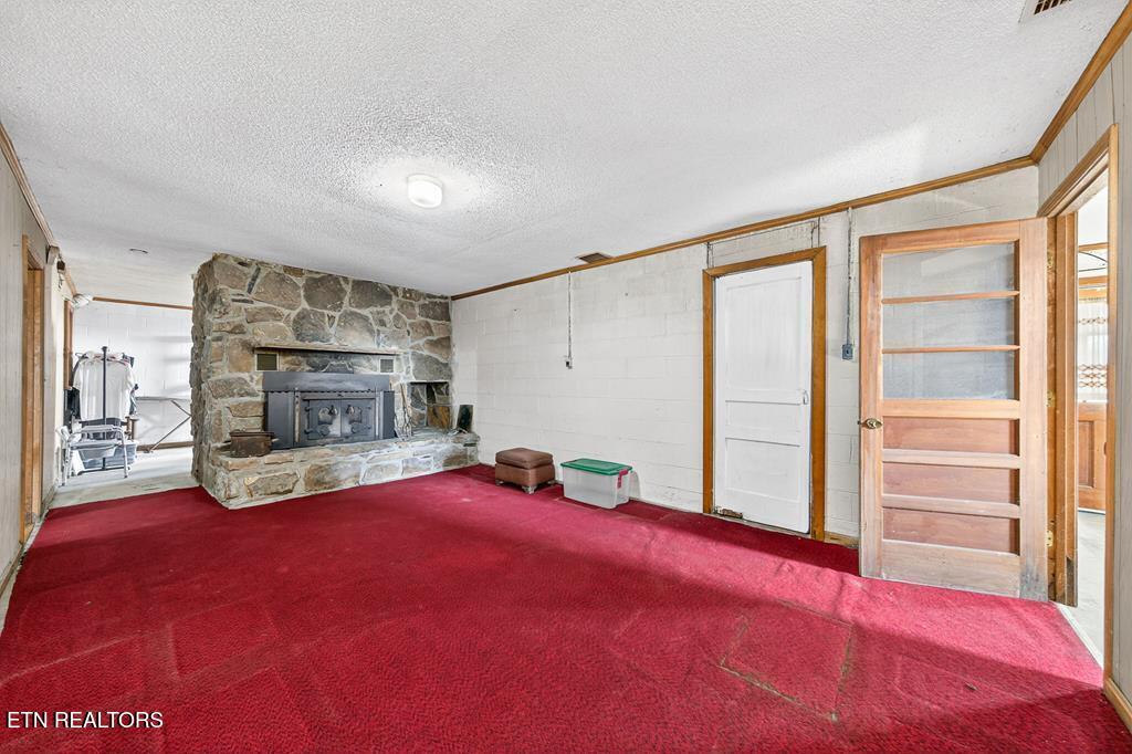 28599 Tennessee 30 Pikeville TN 37367