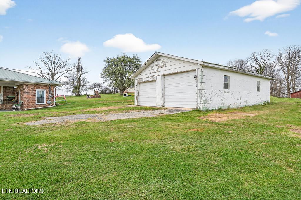 28599 Tennessee 30 Pikeville TN 37367