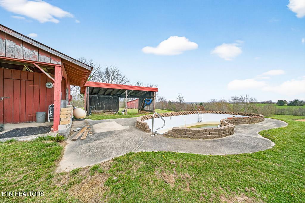 28599 Tennessee 30 Pikeville TN 37367