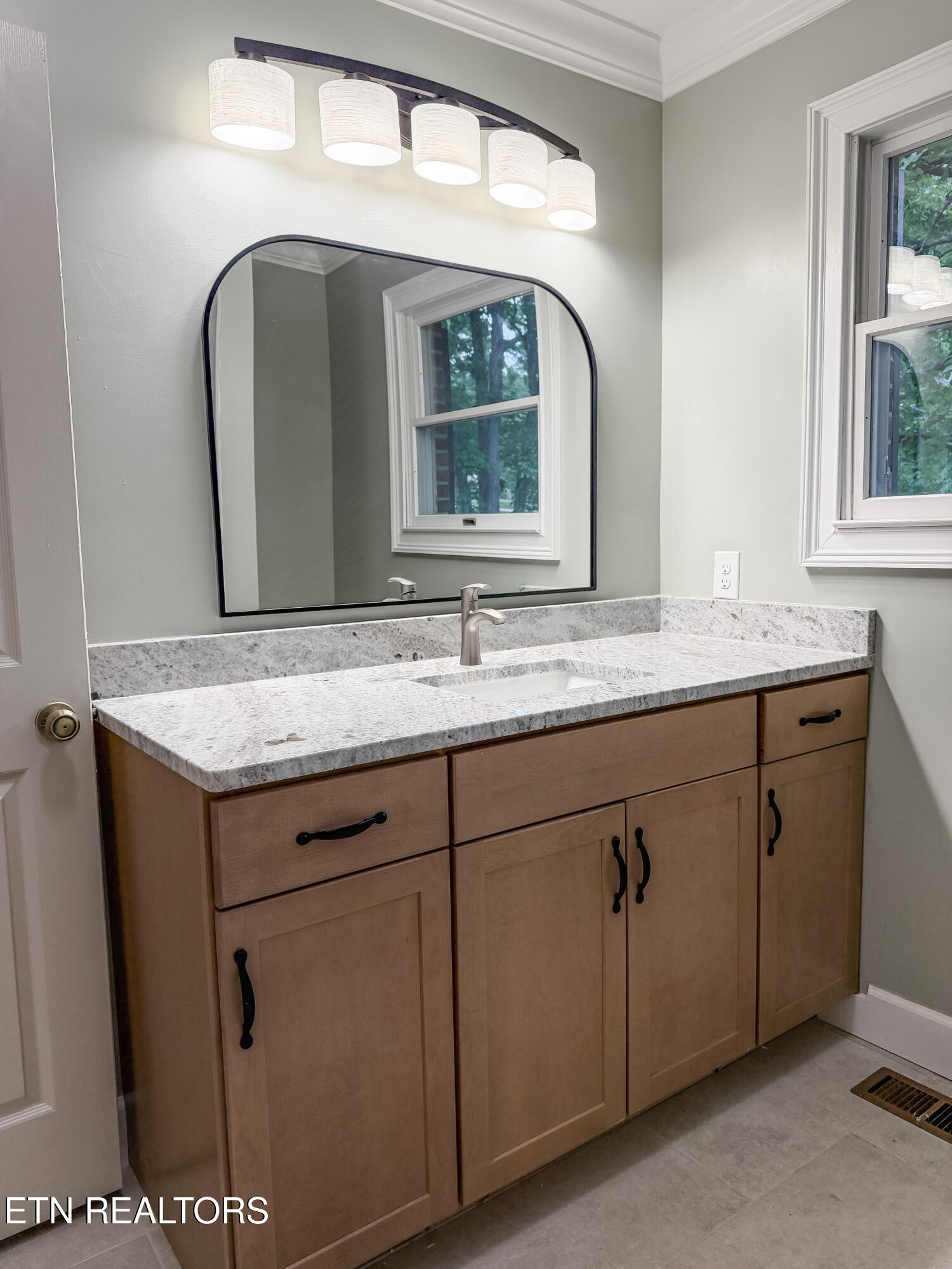 129 Lisa Lane Fairfield Glade TN 38558