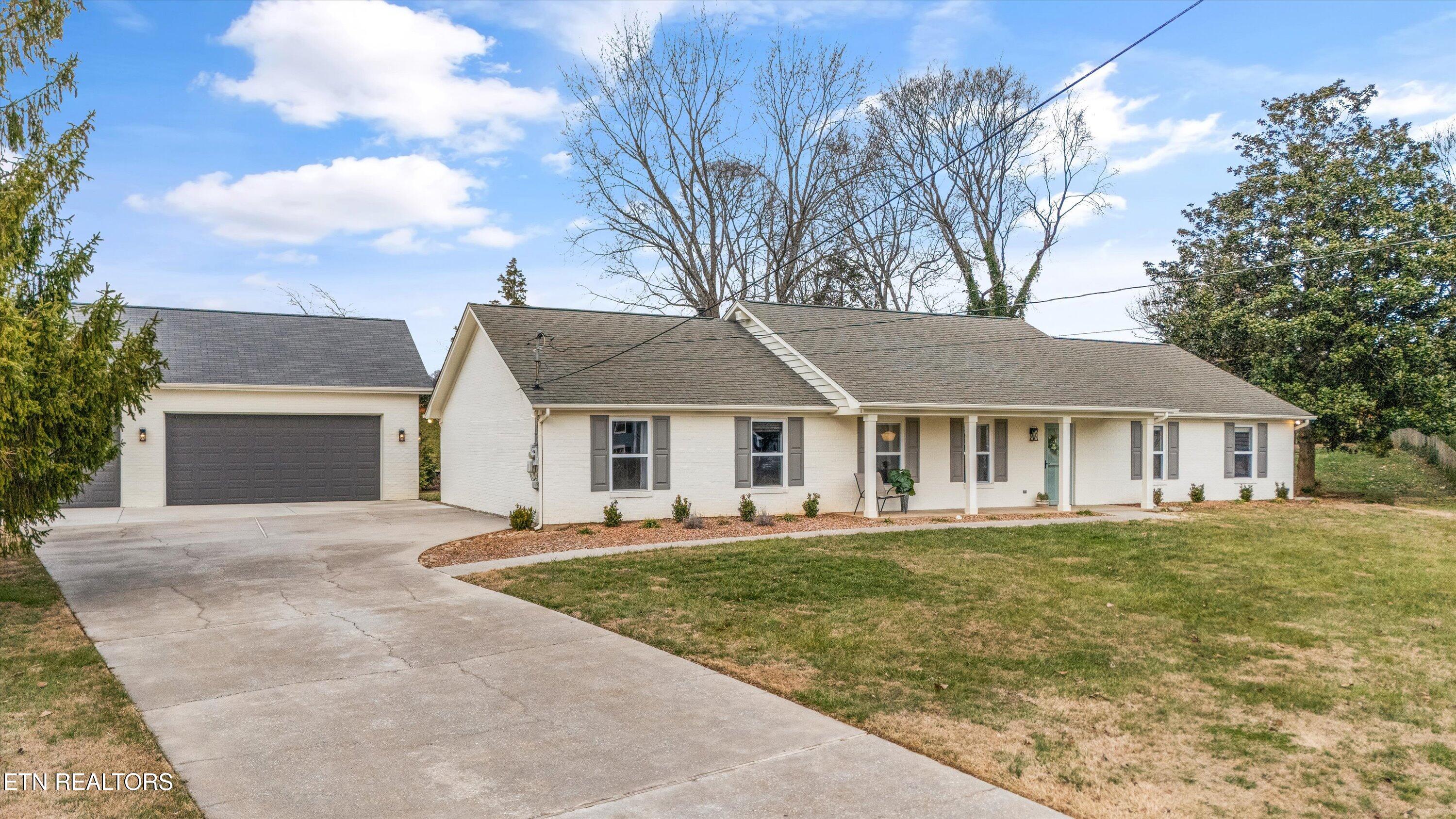 827 Plainfield Road Knoxville TN 37923